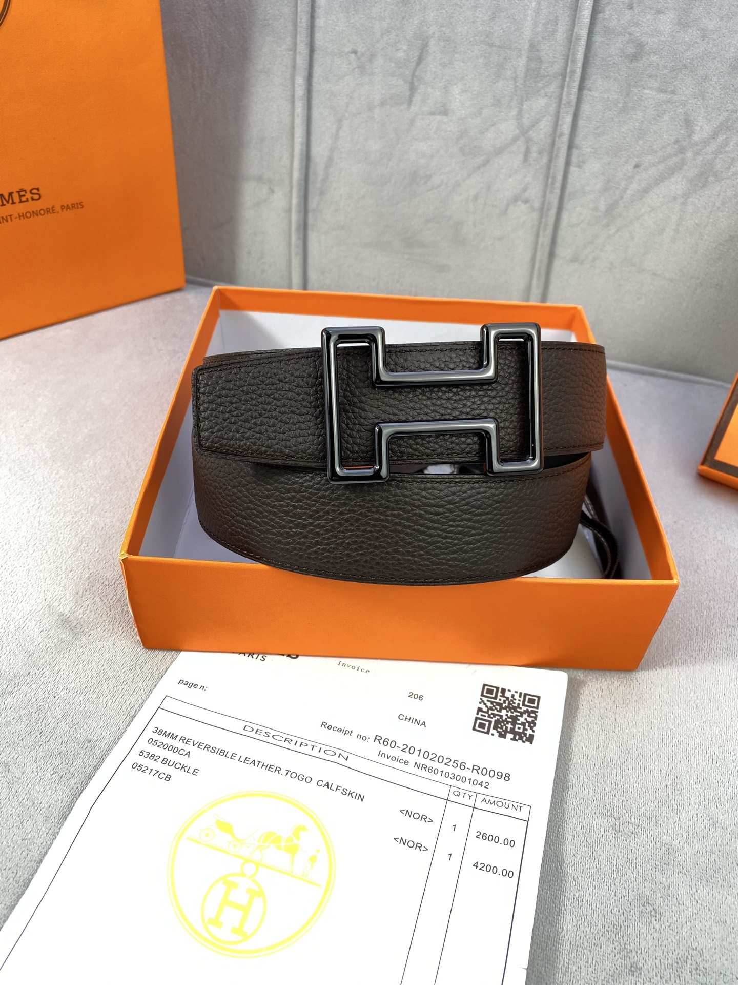  3.8宽 Hermès (爱马仕) 专柜同款  精品不锈钢圆形钢扣 双面用腰带  双面头层原版皮 原版