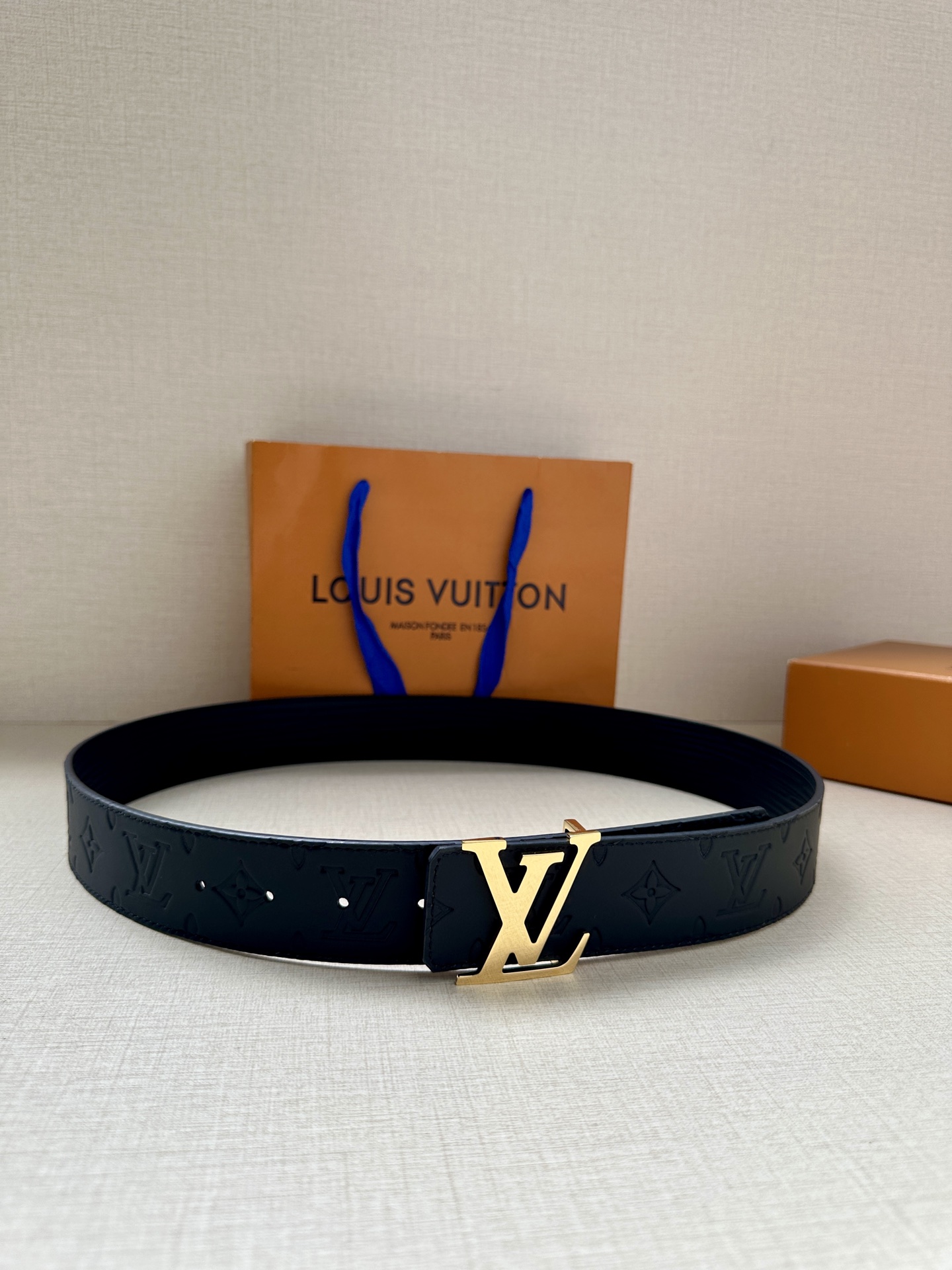 Louis Vuitton Initiales 4.0 cm Ceinture Réversible en Cuir Epi XL Noir