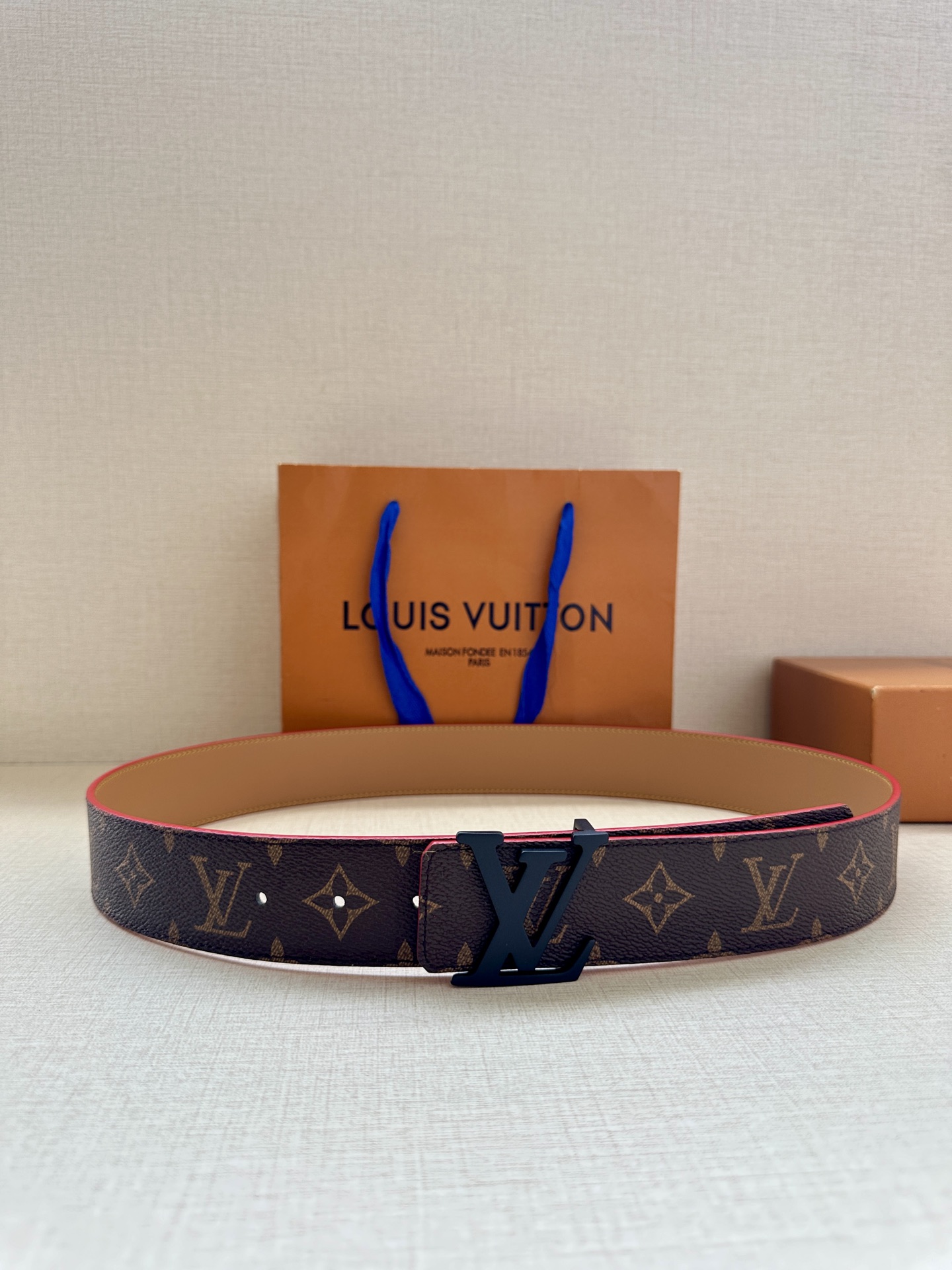 Louis Vuitton Initiales 4.0 CM Reversible Belt Taurillon Monogram Leather