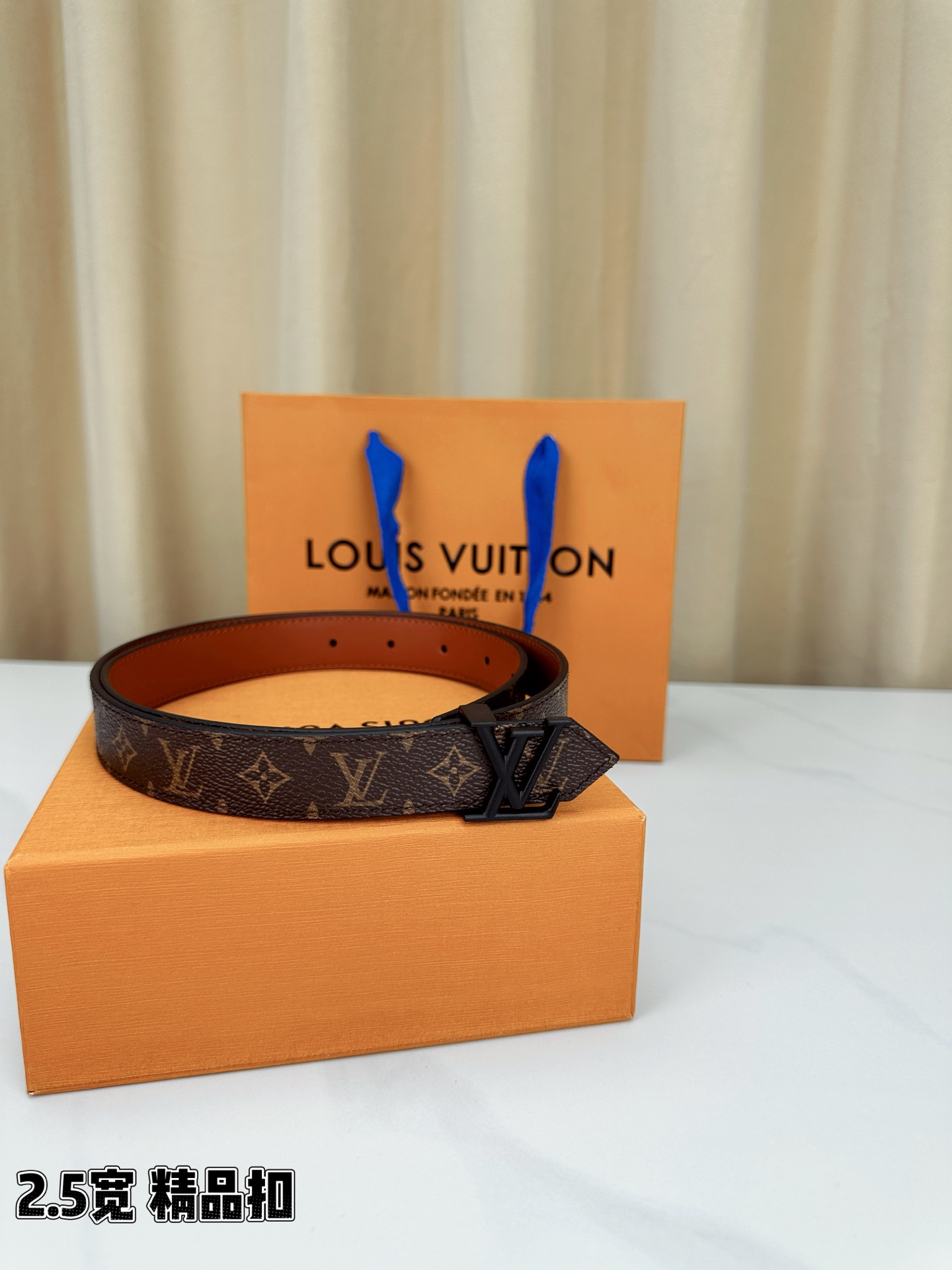 LV 2 5宽精品钢扣皮带 2 5cm窄版设计 经典老花涂层帆布 金属质感LV字母钢扣