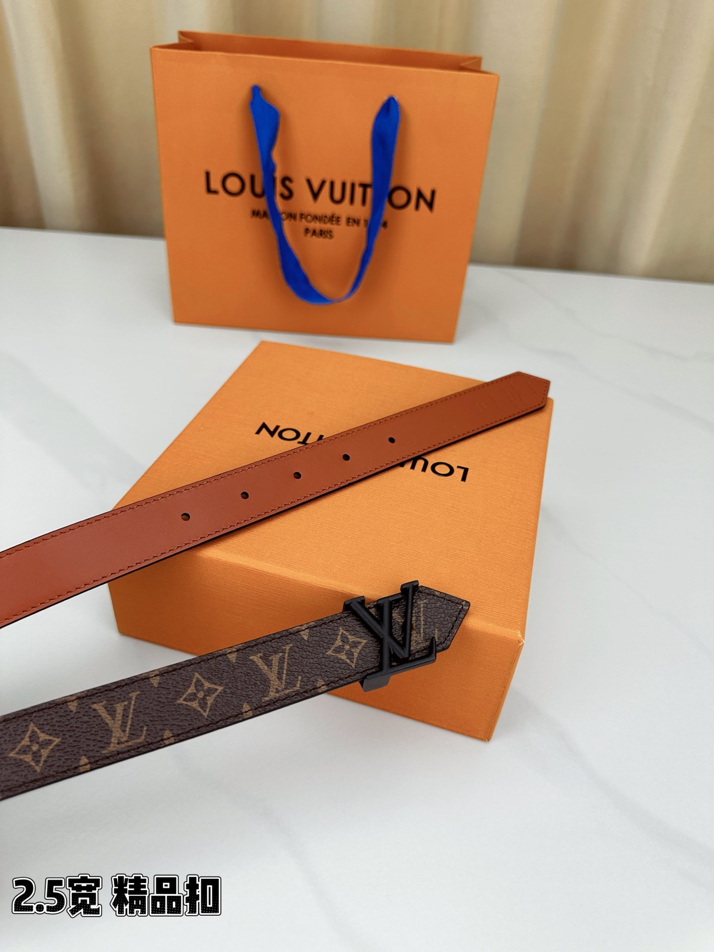LV 2 5宽精品钢扣皮带 2 5cm窄版设计 经典老花涂层帆布 金属质感LV字母钢扣