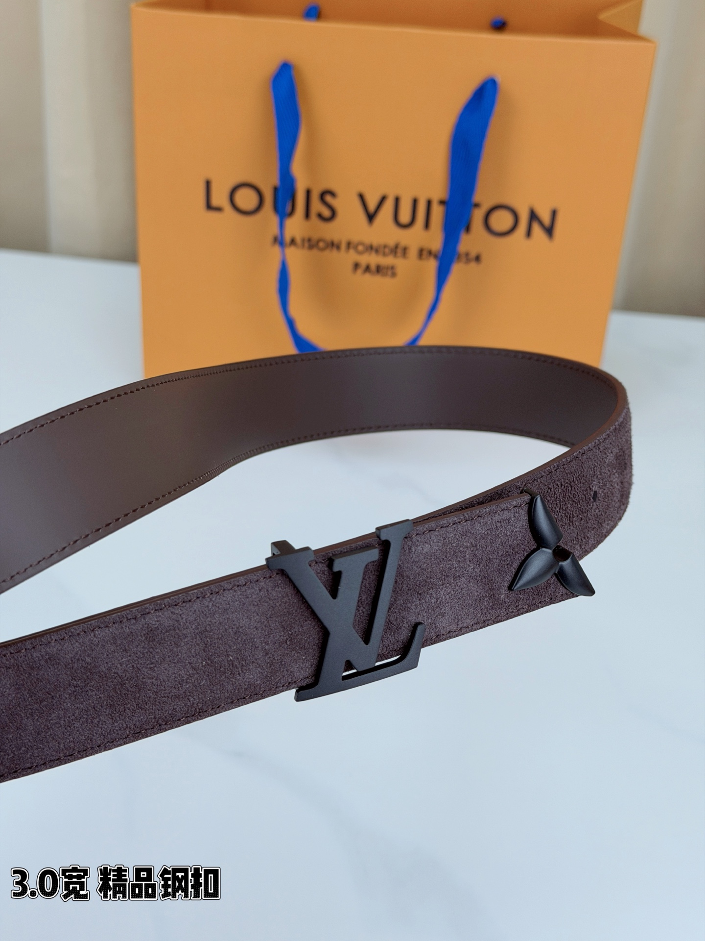 Louis Vuitton全新3.0厘米绒面皮革皮带 甄选细腻绒面皮革