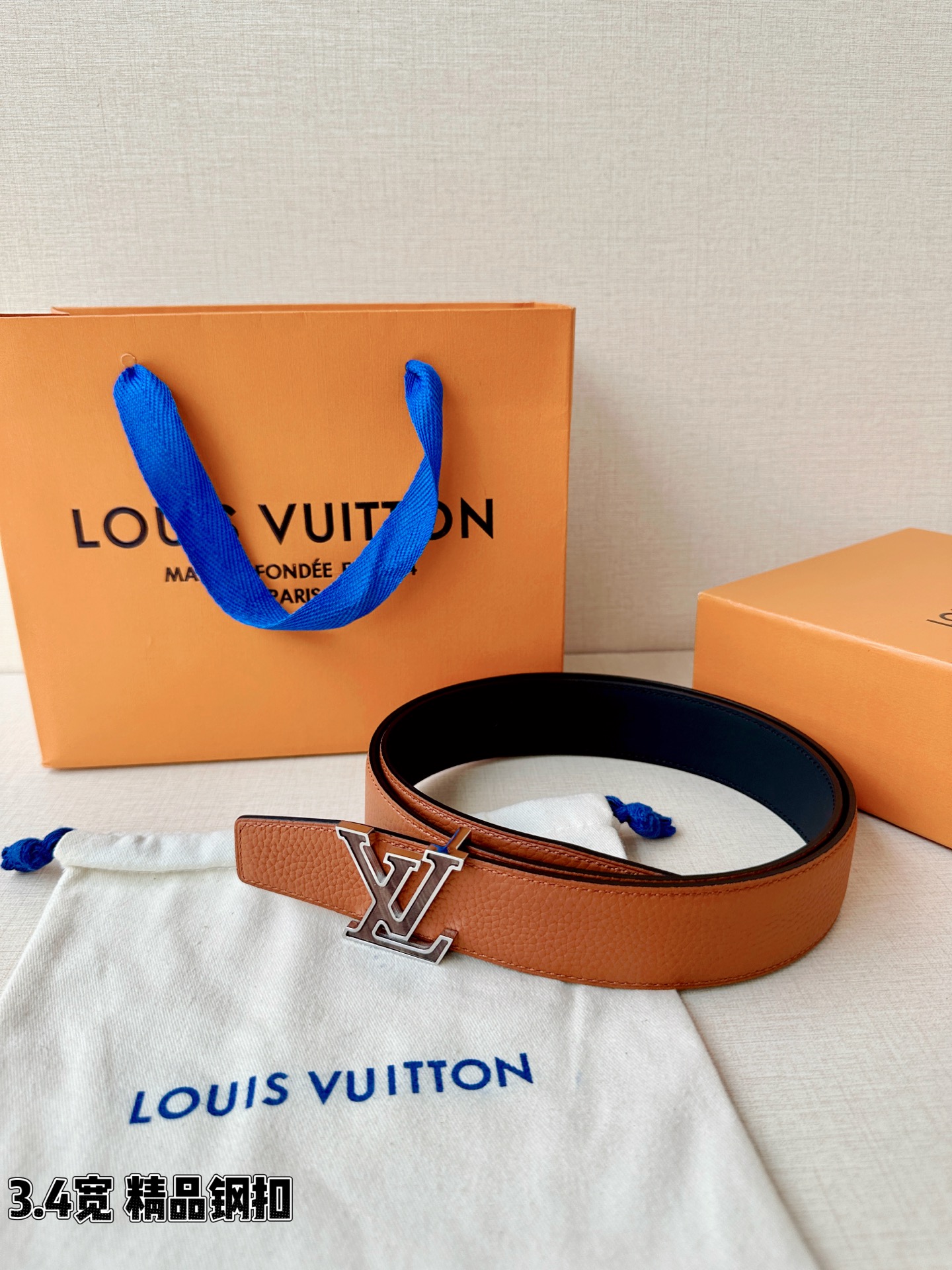 3.4宽 LV Aerogram单面荔枝纹腰带令 LV 新款Aerogram-Top High Quatity Cheap Sneakers Fashion Clothing Clothes Bags handbags Shoes of all Brand wholesale With The best Quality And Beautiful Price from China Factory Chinese suppliers wholesaler seller 3.4宽 LV Aerogram单面荔枝纹腰带令 LV 新款Aerogram