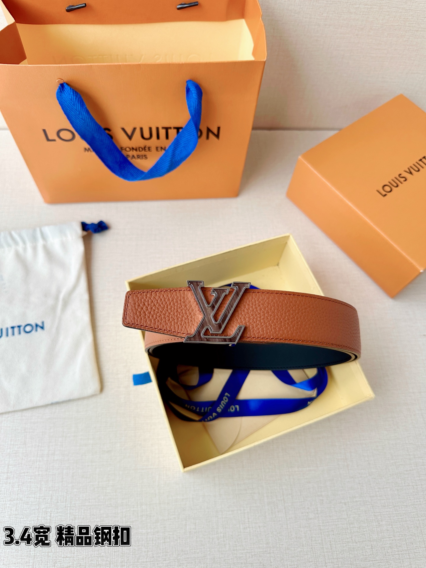 3.4宽 LV Aerogram单面荔枝纹腰带令 LV 新款Aerogram-Top High Quatity Cheap Sneakers Fashion Clothing Clothes Bags handbags Shoes of all Brand wholesale With The best Quality And Beautiful Price from China Factory Chinese suppliers wholesaler seller 3.4宽 LV Aerogram单面荔枝纹腰带令 LV 新款Aerogram
