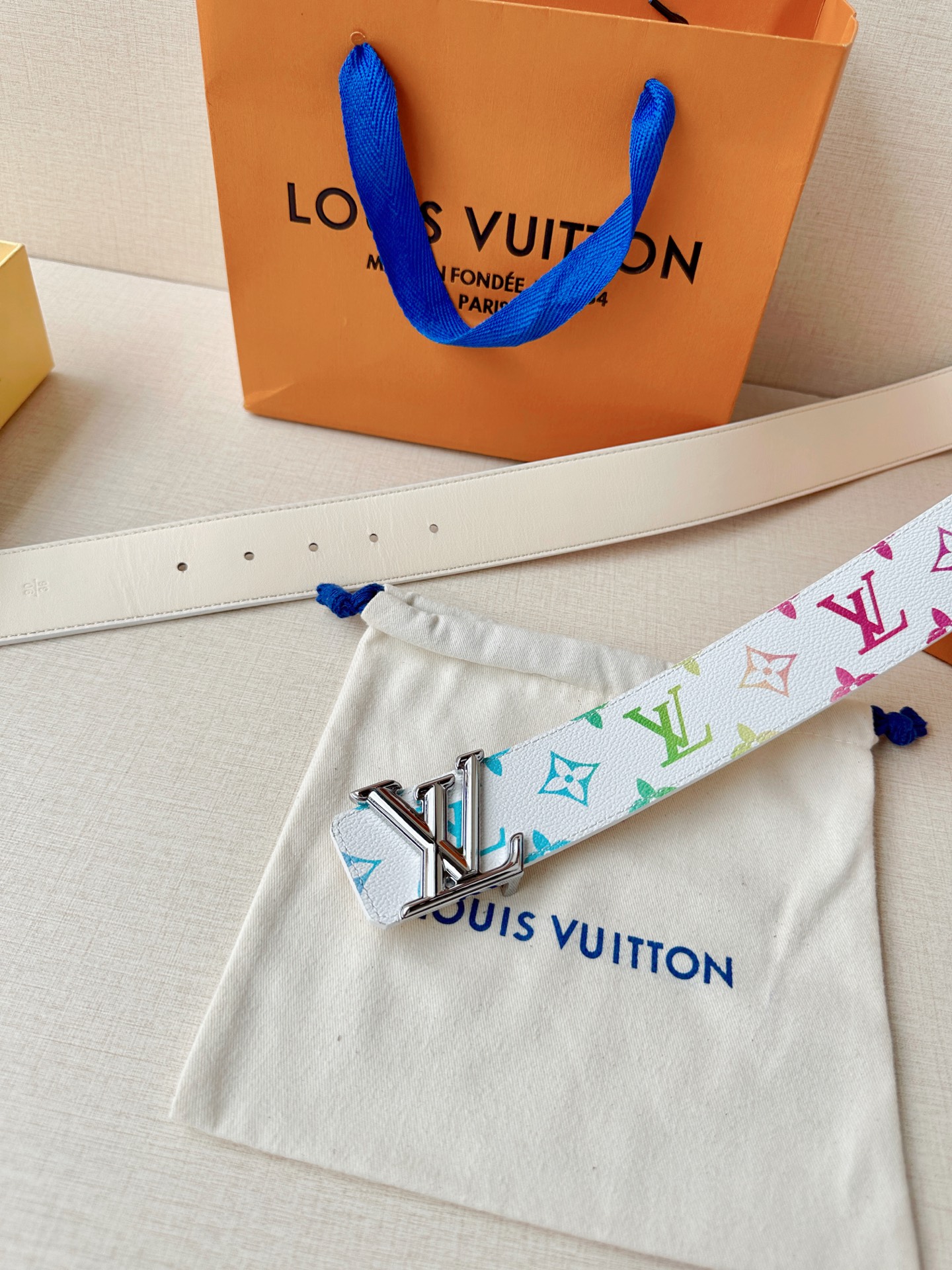 LV Initiales 4.0宽 腰带焕新标志性设计