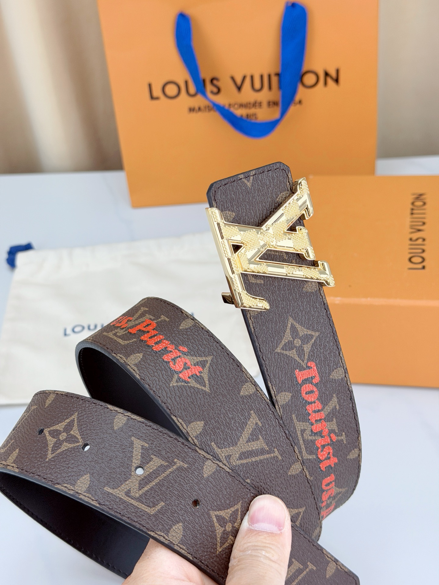 LV 4.0cm经典老花宽版腰带，深棕Monogram复古耐看，Tourist vs Purist特别款