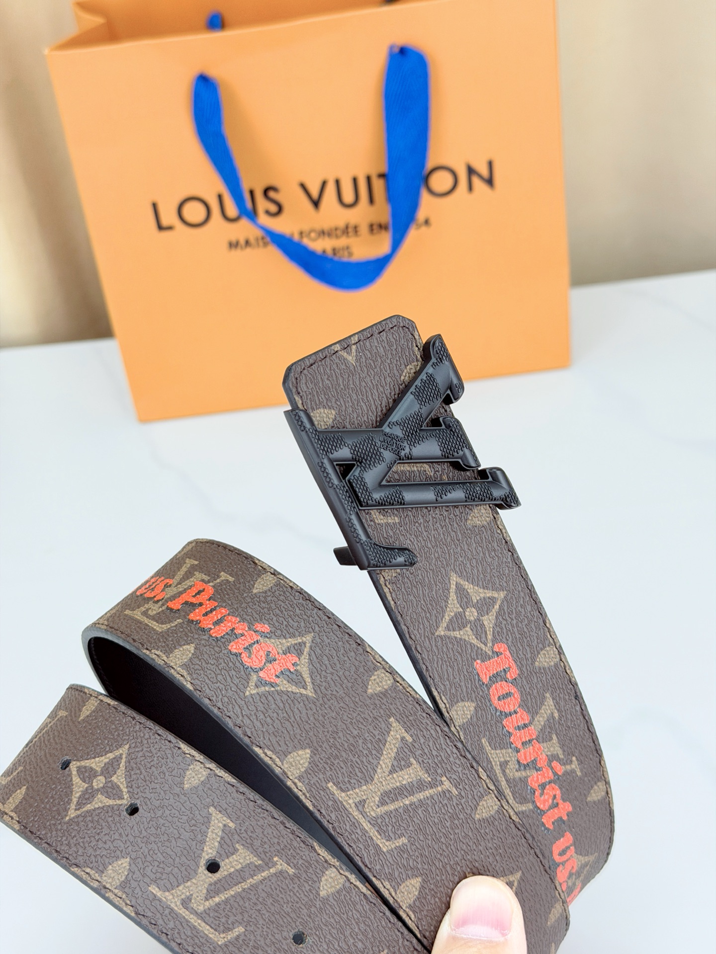 LV 4.0cm经典老花宽版腰带，深棕Monogram复古耐看，Tourist vs Purist特别款
