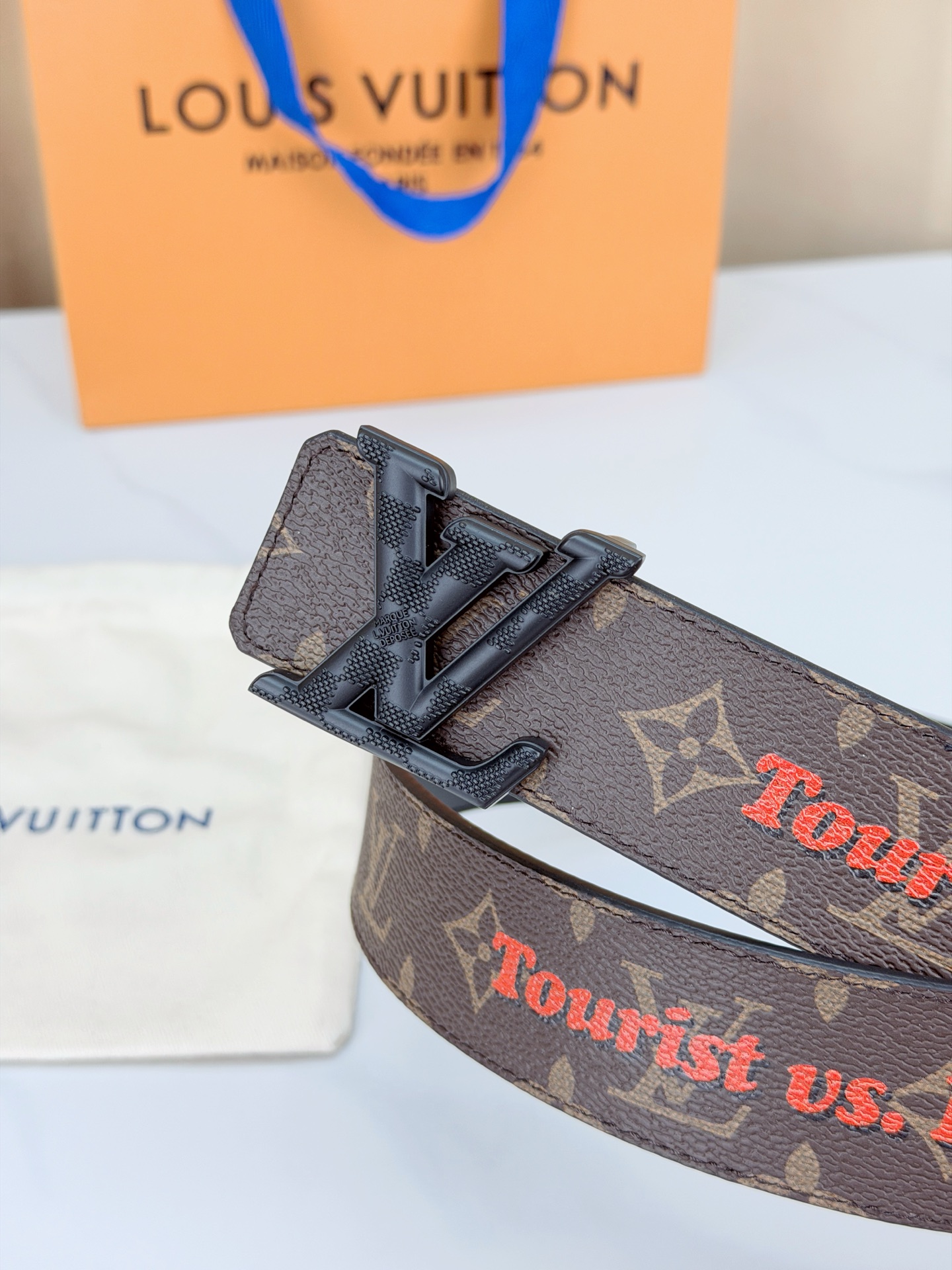 LV 4.0cm经典老花宽版腰带，深棕Monogram复古耐看，Tourist vs Purist特别款