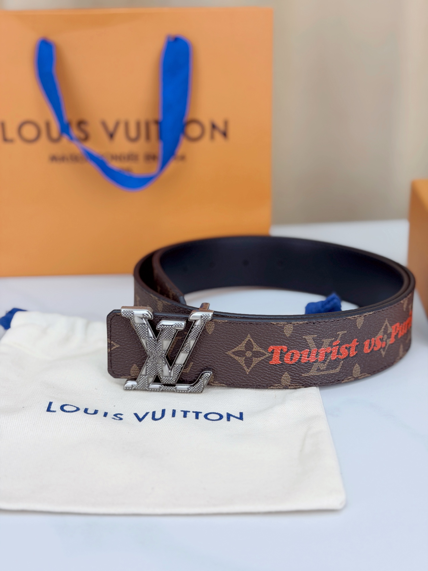 LV 4.0cm经典老花宽版腰带，深棕Monogram复古耐看，Tourist vs Purist特别款
