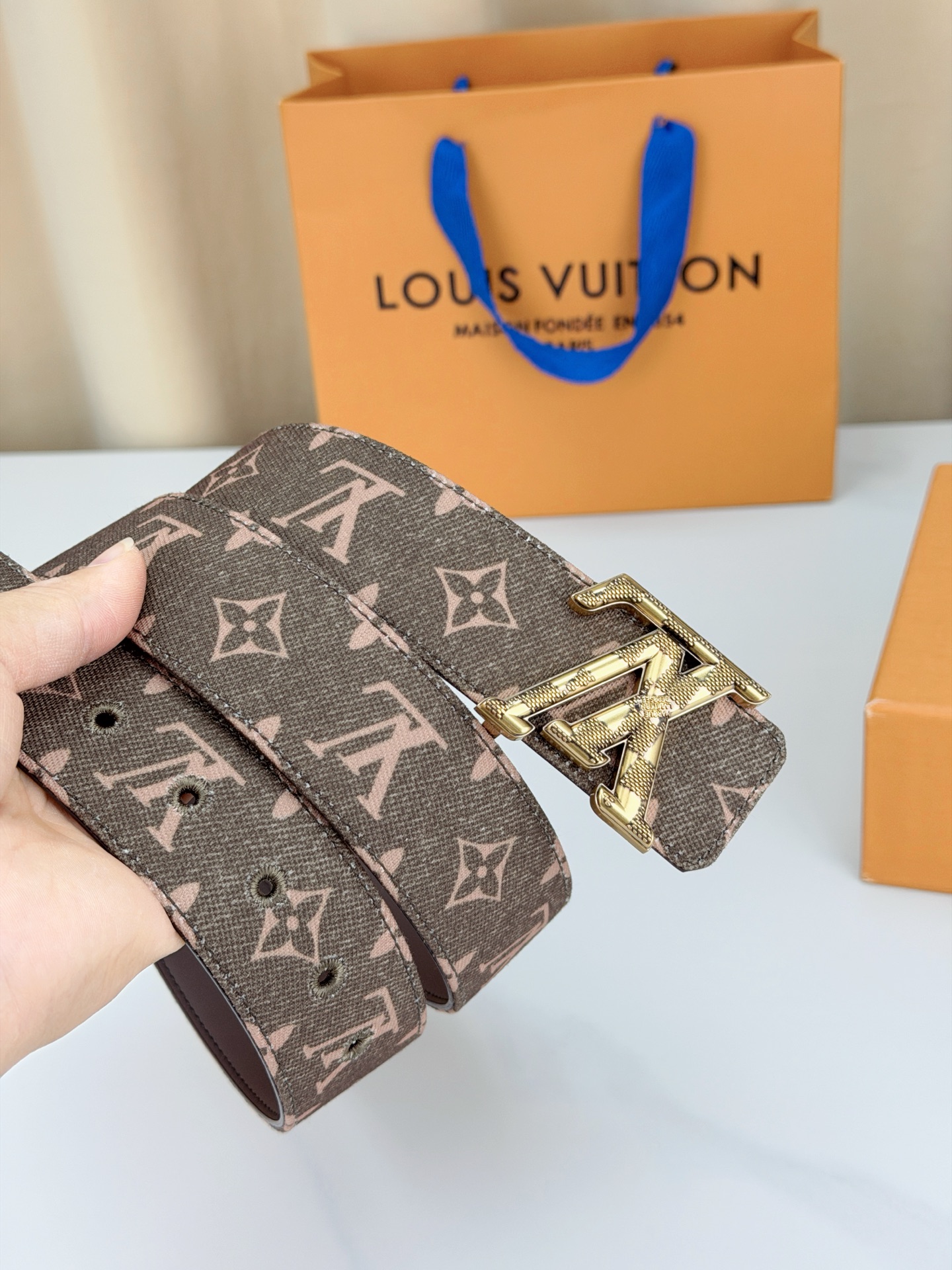 LV 4.0宽精品扣 粉棕丹宁老花腰带，Monogram牛仔提花复古温柔，立体LV字母扣哑黑/银/金/古铜/古金五色可选