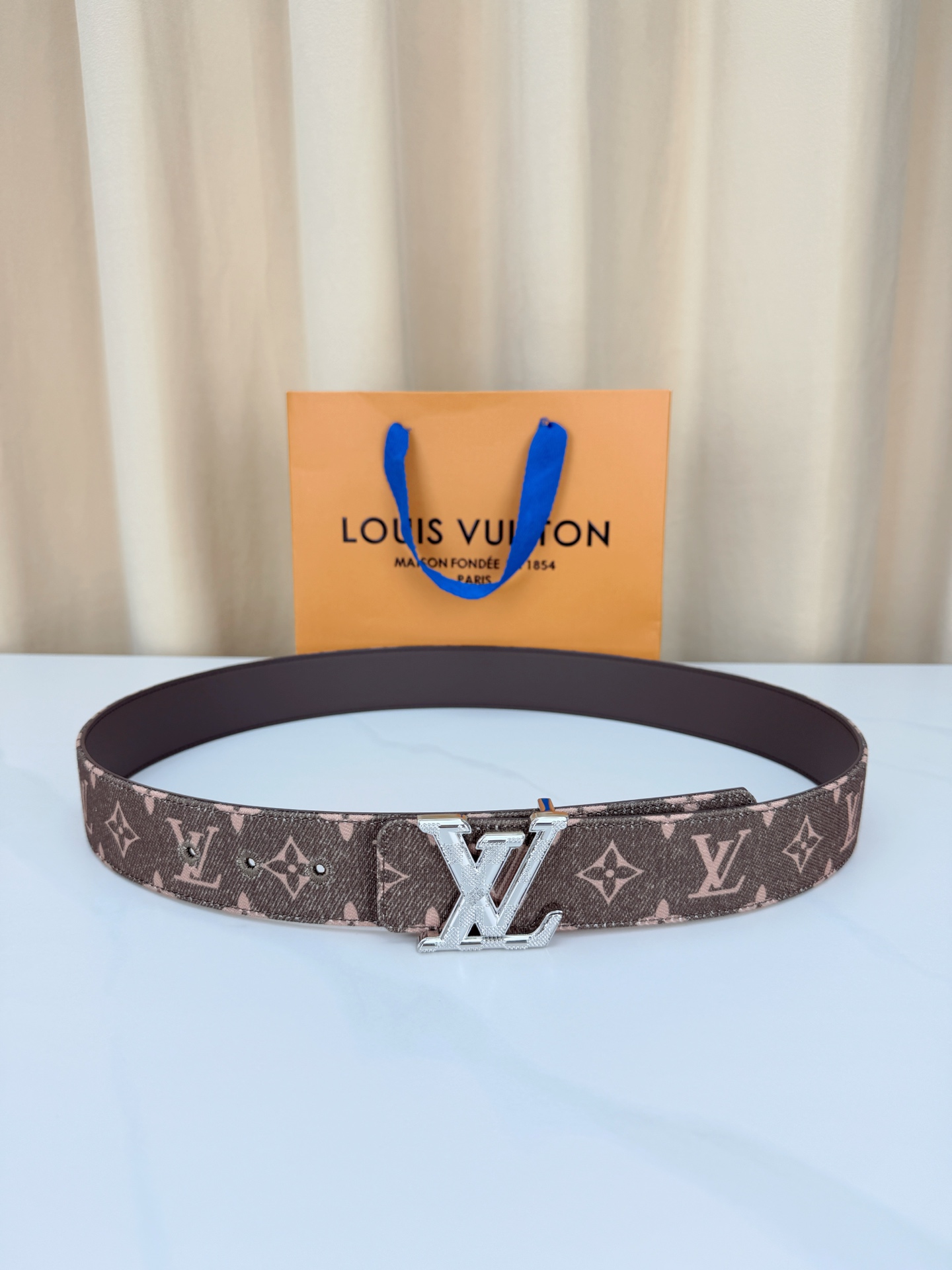 LV 4.0宽精品扣 粉棕丹宁老花腰带，Monogram牛仔提花复古温柔，立体LV字母扣哑黑/银/金/古铜/古金五色可选