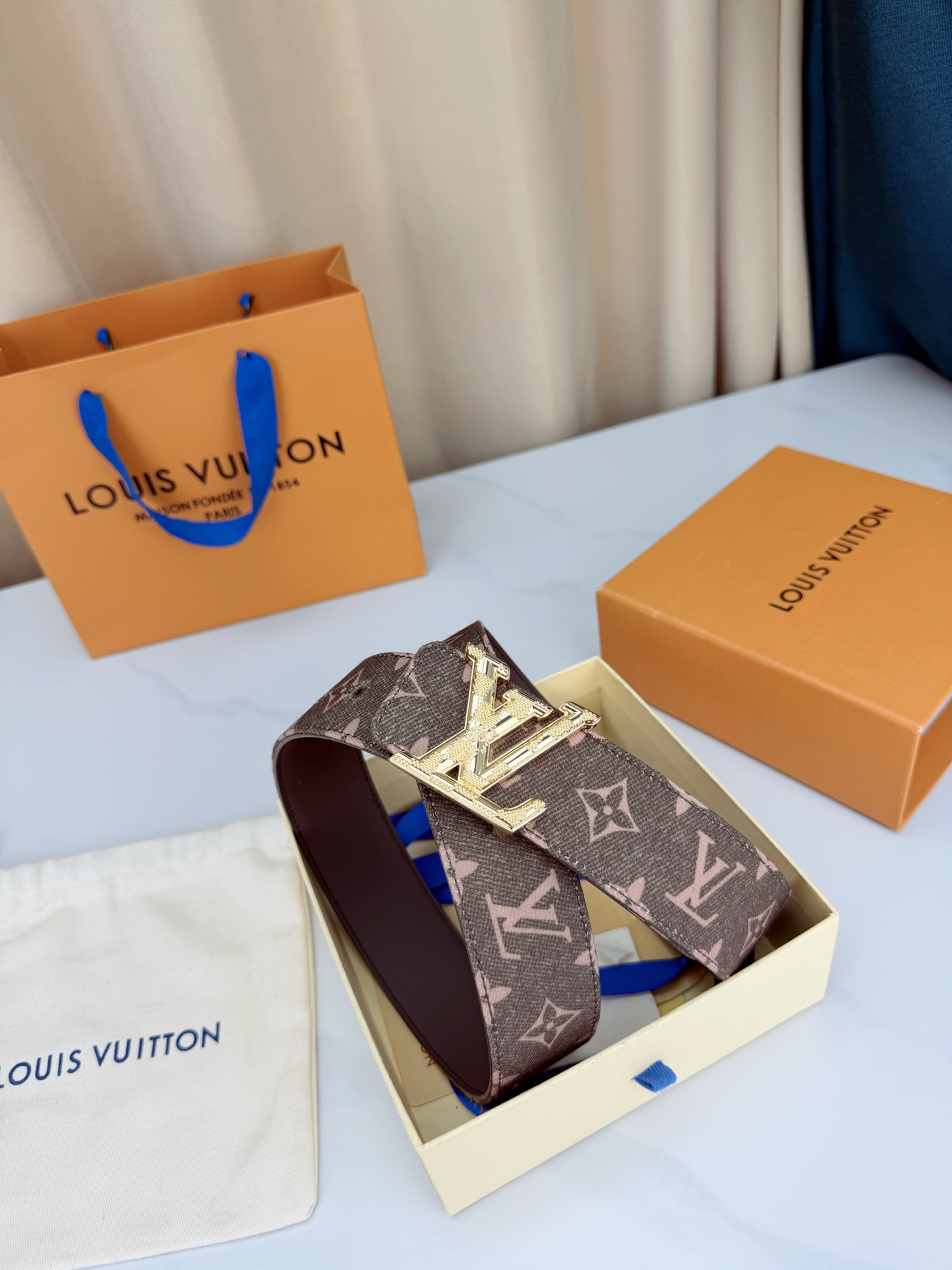 LV 4.0宽精品扣 粉棕丹宁老花腰带，Monogram牛仔提花复古温柔，立体LV字母扣哑黑/银/金/古铜/古金五色可选