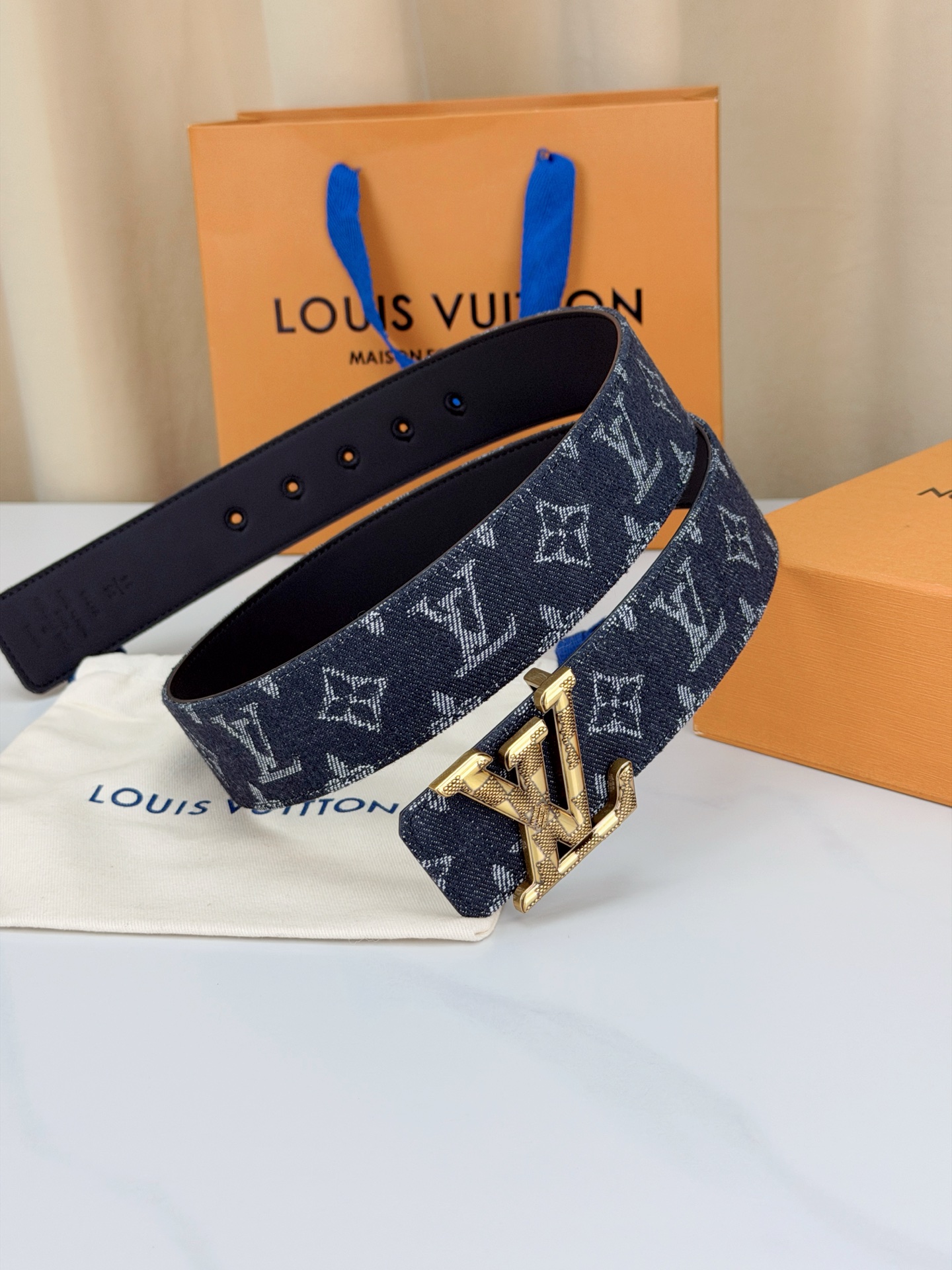 LV 4.0宽精品扣 黑丹宁老花腰带，深藏青Monogram牛仔提花复古有型，立体LV字母扣古铜/古白/银/金/哑黑五色