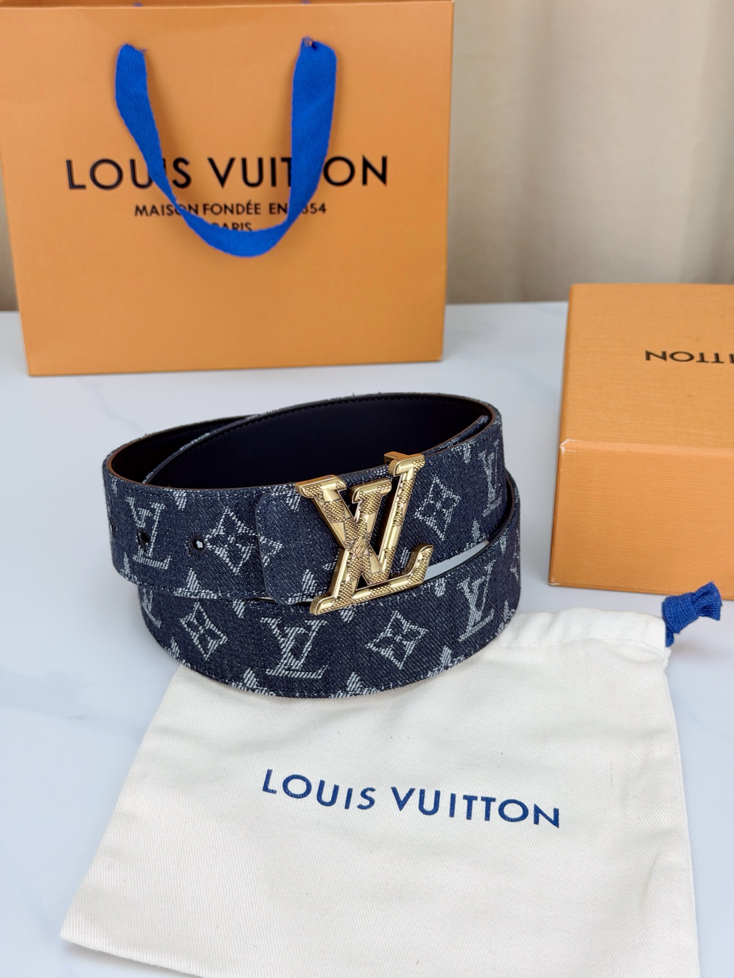 LV 4.0宽精品扣 黑丹宁老花腰带，深藏青Monogram牛仔提花复古有型，立体LV字母扣古铜/古白/银/金/哑黑五色