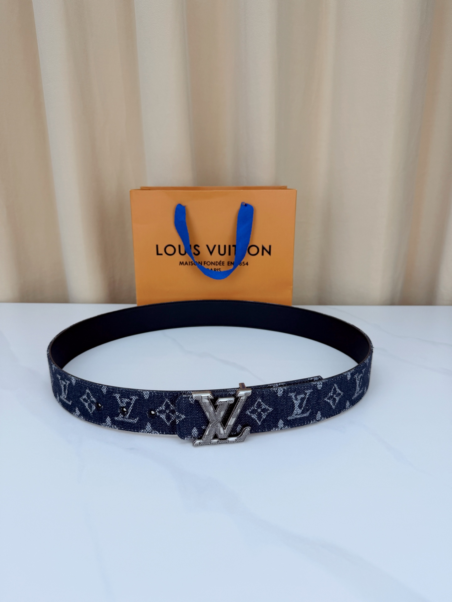 LV 4.0宽精品扣 黑丹宁老花腰带，深藏青Monogram牛仔提花复古有型，立体LV字母扣古铜/古白/银/金/哑黑五色