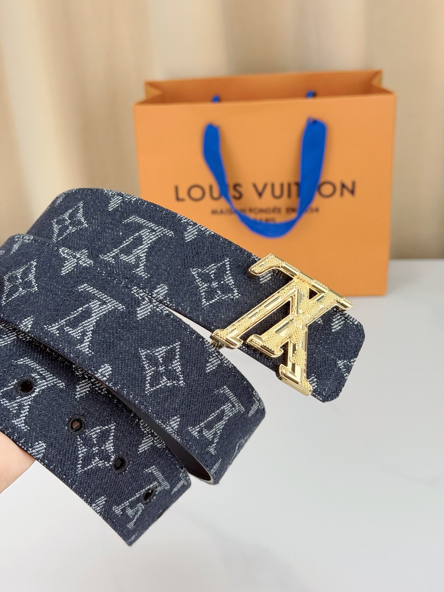 LV 4.0宽精品扣 黑丹宁老花腰带，深藏青Monogram牛仔提花复古有型，立体LV字母扣古铜/古白/银/金/哑黑五色