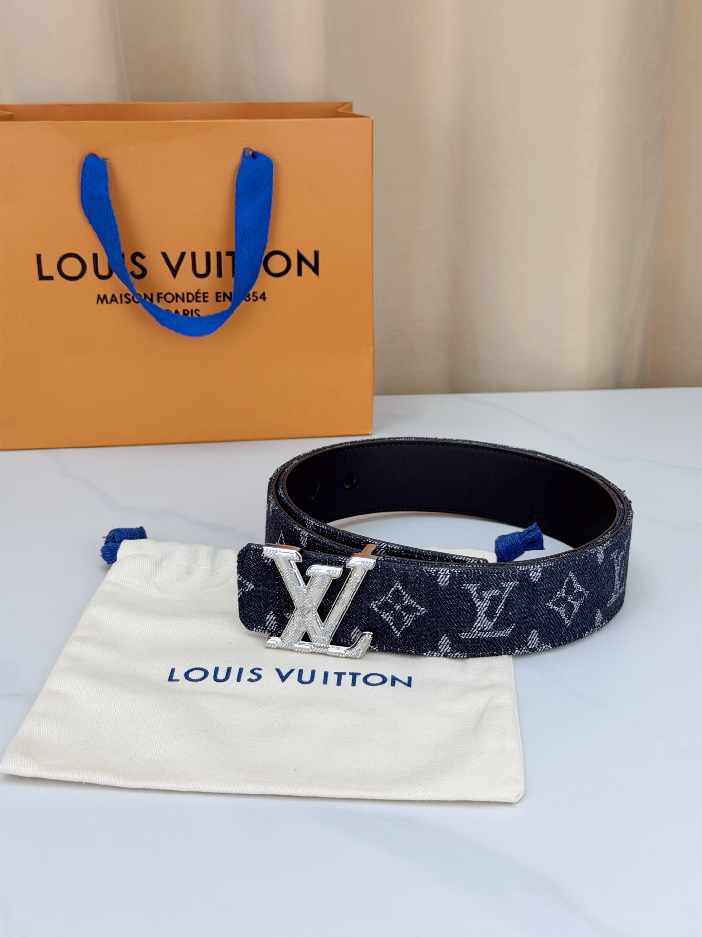 LV 4.0宽精品扣 黑丹宁老花腰带，深藏青Monogram牛仔提花复古有型，立体LV字母扣古铜/古白/银/金/哑黑五色