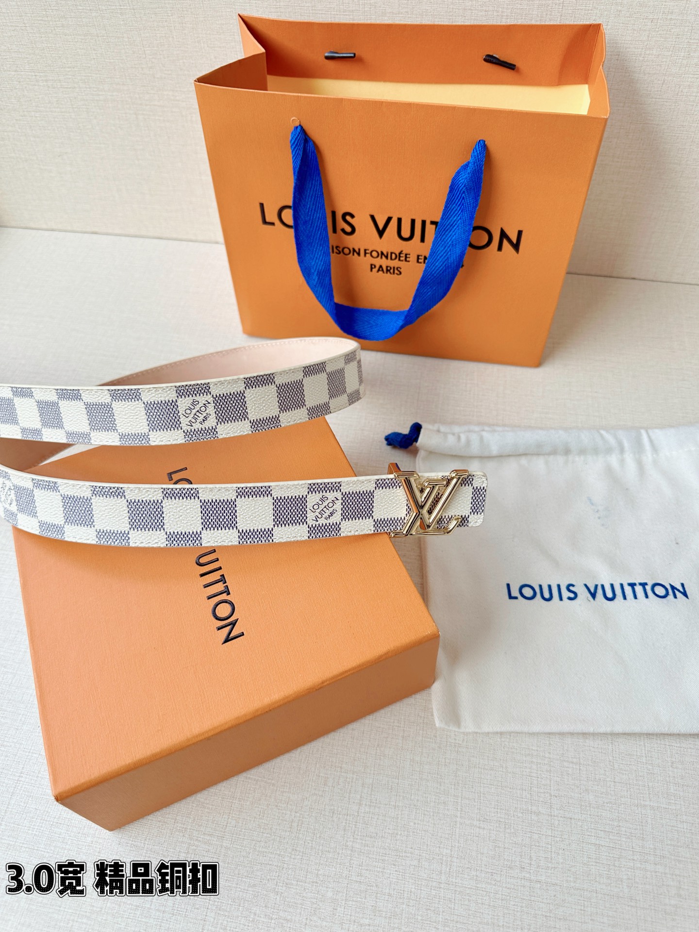 LV 3.0宽精品铜扣 经典老花/白棋盘格/黑花腰带，Monogram涂层帆布与Damier格纹三款可选，立体LV字母扣