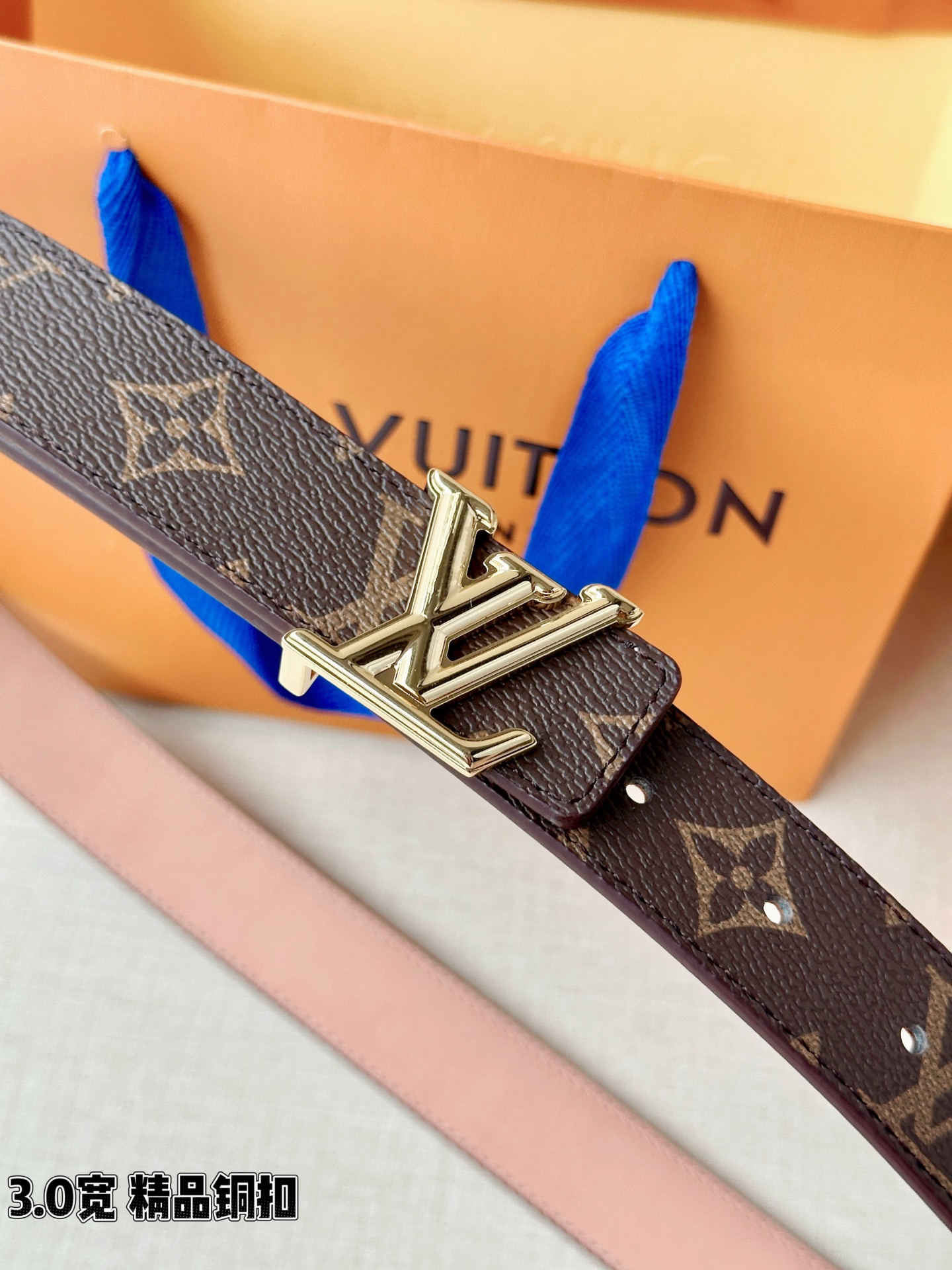 LV 3.0宽精品铜扣 经典老花/白棋盘格/黑花腰带，Monogram涂层帆布与Damier格纹三款可选，立体LV字母扣