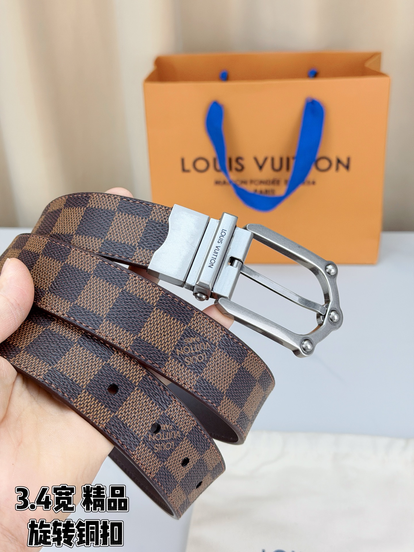 LV 3.4宽精品旋转铜扣腰带，棕棋盘格涂层帆布，复古格纹经典耐看；铆钉马蹄针扣金/银/古白/古金四色色可选，可旋转双面