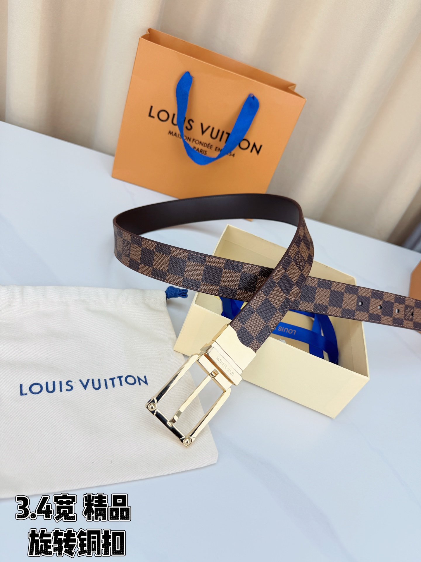 LV 3.4宽精品旋转铜扣腰带，棕棋盘格涂层帆布，经典格纹复古耐看；方形铆钉针扣白/金/枪/沙黑四色可选，可旋转双面结构