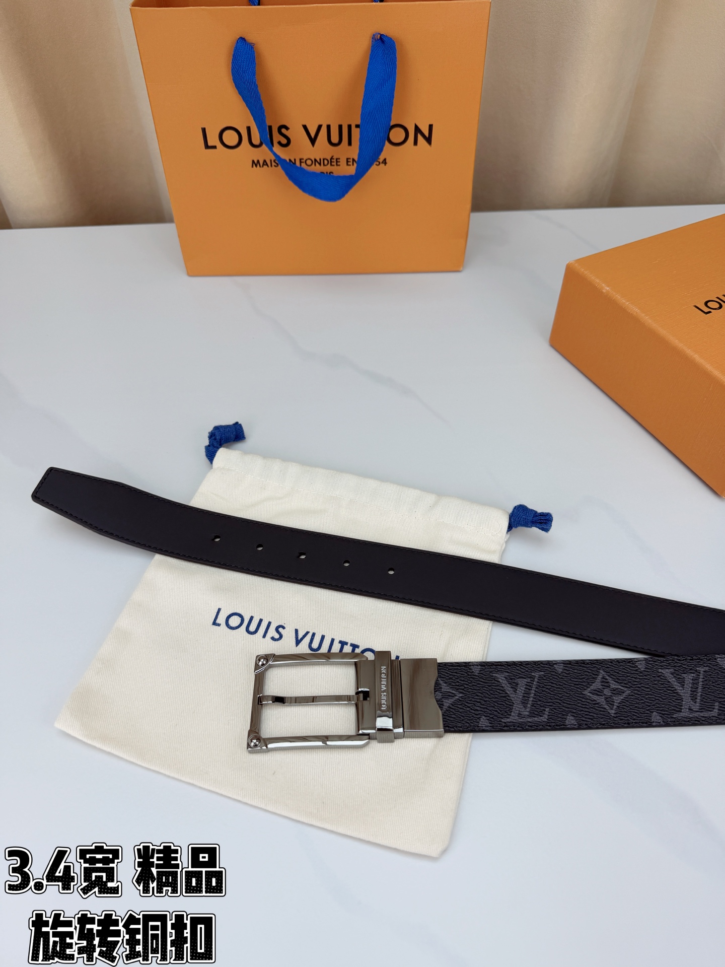 LV 3.4宽精品旋转铜扣腰带，黑灰老花涂层帆布，暗纹Monogram低调沉稳；方形铆钉针扣银/金/枪/沙黑四色可选，可