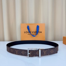 LV 3.4宽精品旋转铜扣腰带,经典老花涂层帆布,棕底金纹Monogram复古耐看;方形铆钉针扣银/金/枪/沙黑四色可选 LV 3.4宽精品旋转铜扣腰带,经典老花涂层帆布,棕底金纹Monogram复古耐看;方形铆钉针扣银/金/枪/沙黑四色可选