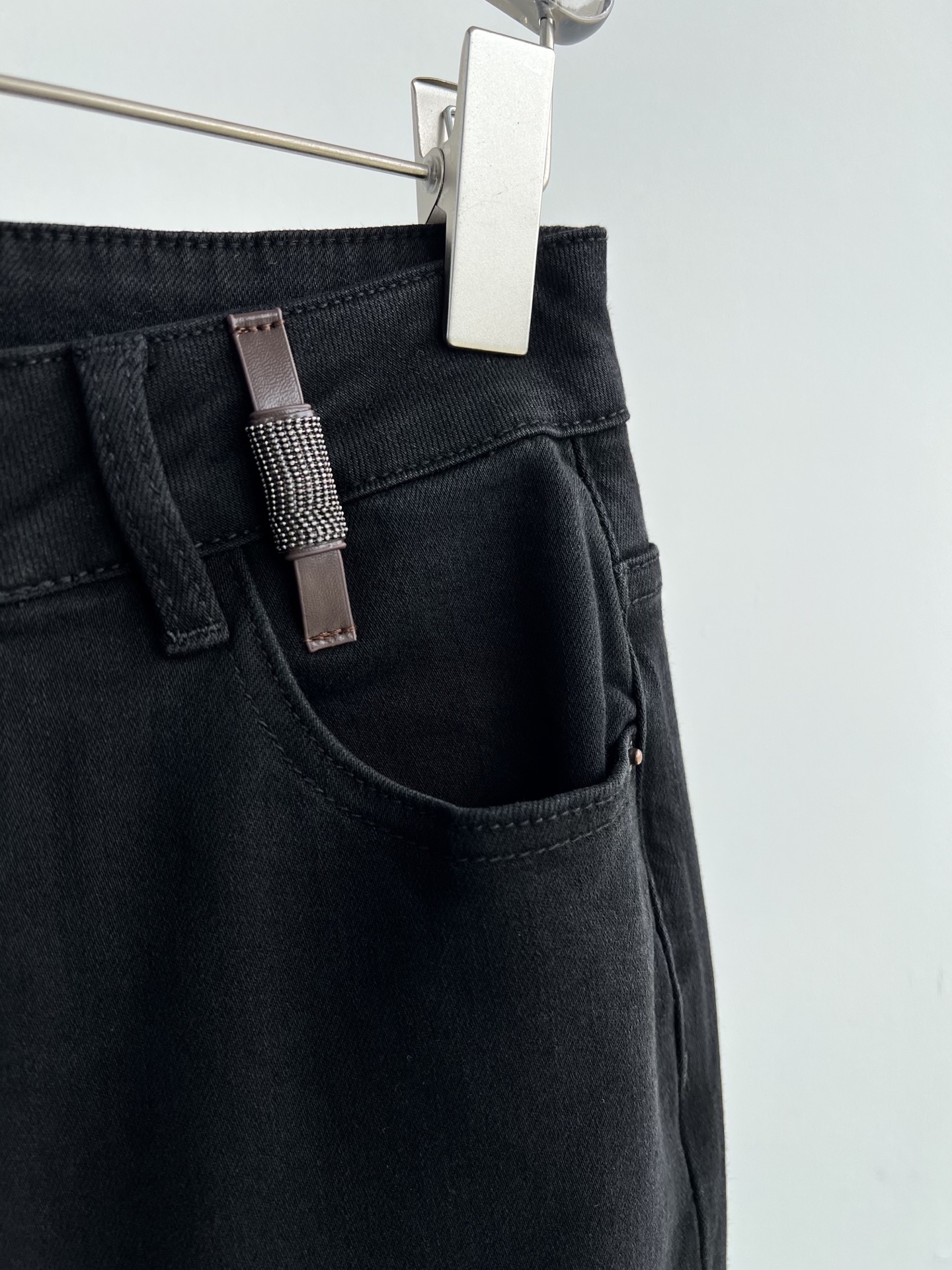 Elegant Wide Leg Jeans with Pearl Chain Detail - Turkish Denim, Black/Blue 7 i1755080142833 6849 0 4
