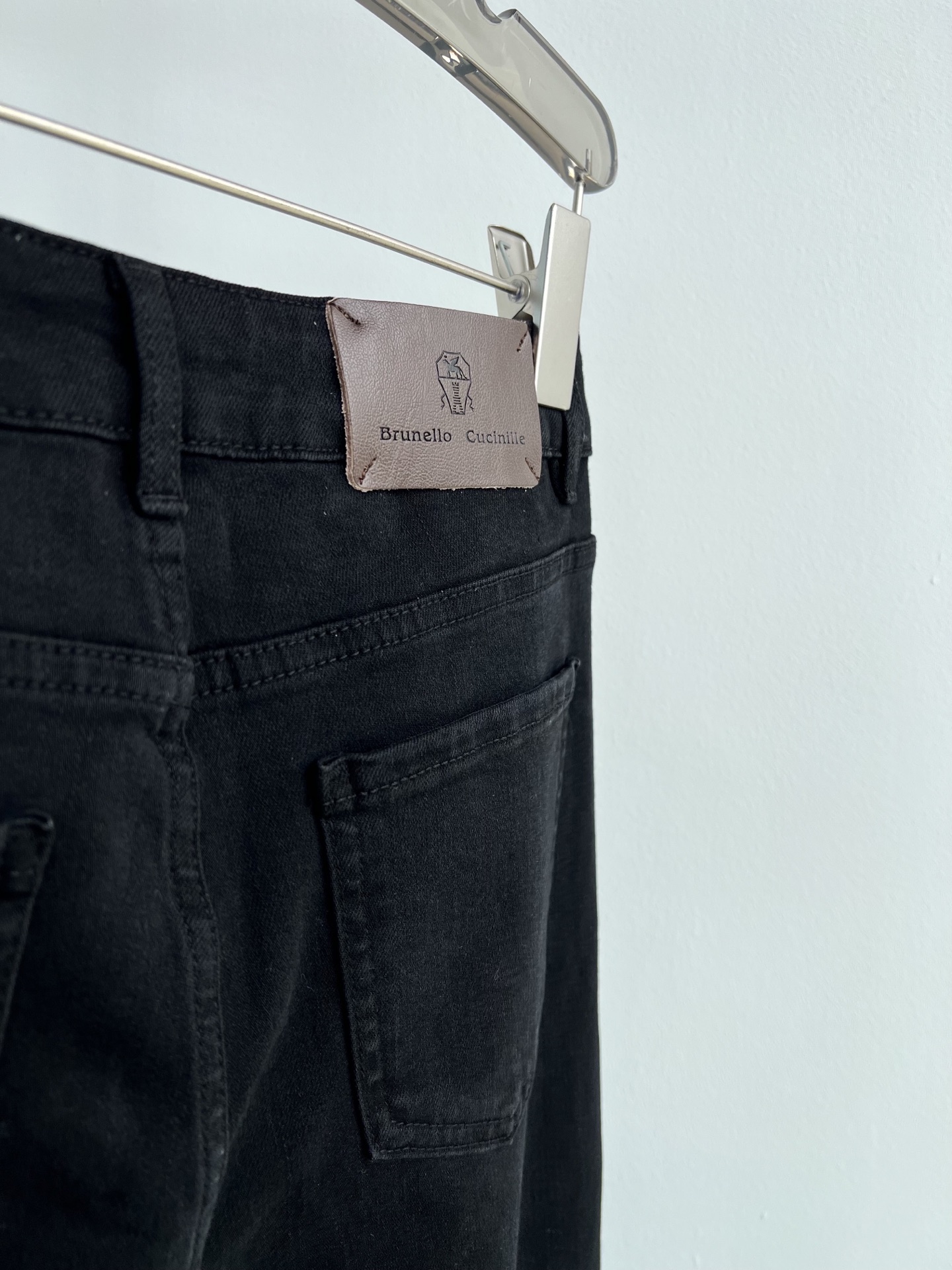 Elegant Wide Leg Jeans with Pearl Chain Detail - Turkish Denim, Black/Blue 9 i1755080143421 1710 0 6