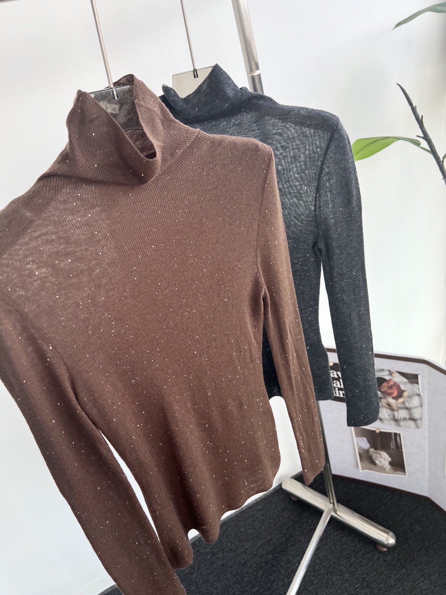 Sparkling Cashmere Top: Lightweight, Delicate, and Elegant for Autumn 3 i1757752603200 5198 0 1