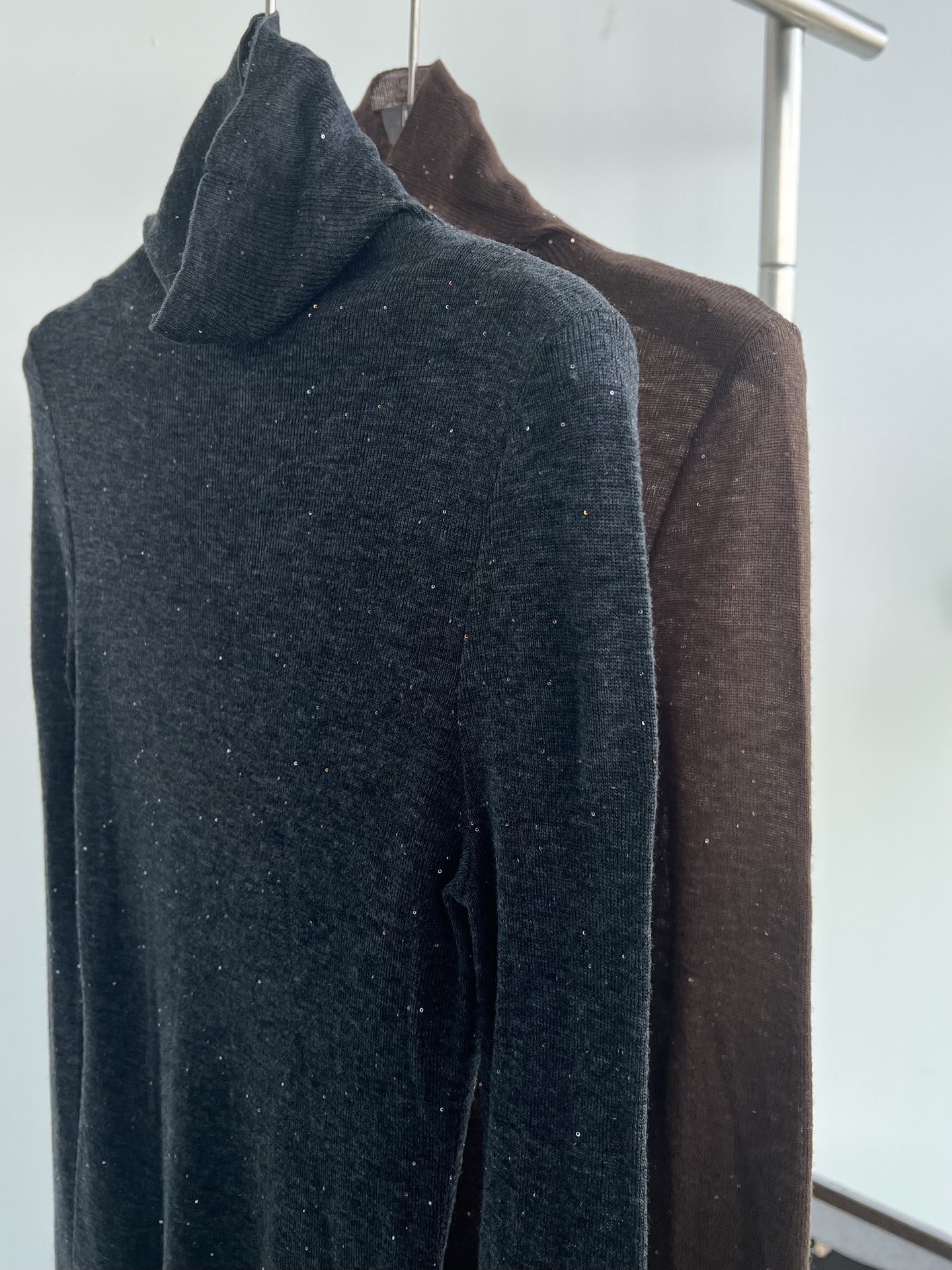 Sparkling Cashmere Top: Lightweight, Delicate, and Elegant for Autumn 4 i1757752603671 5527 0 2