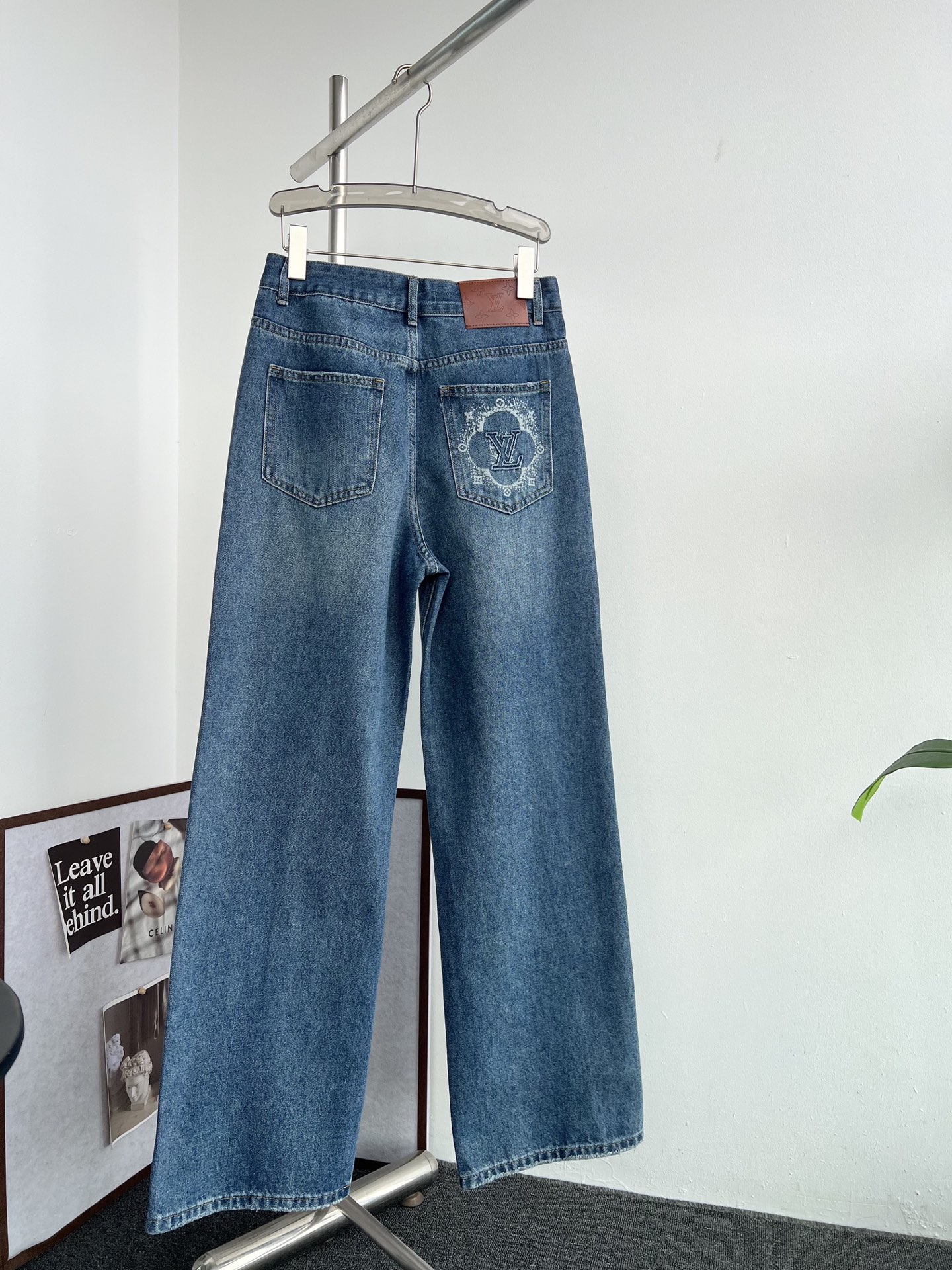 Logo Print Wide Leg Jeans High Waist Denim Pants 5 i1759659179500 9459 0 3