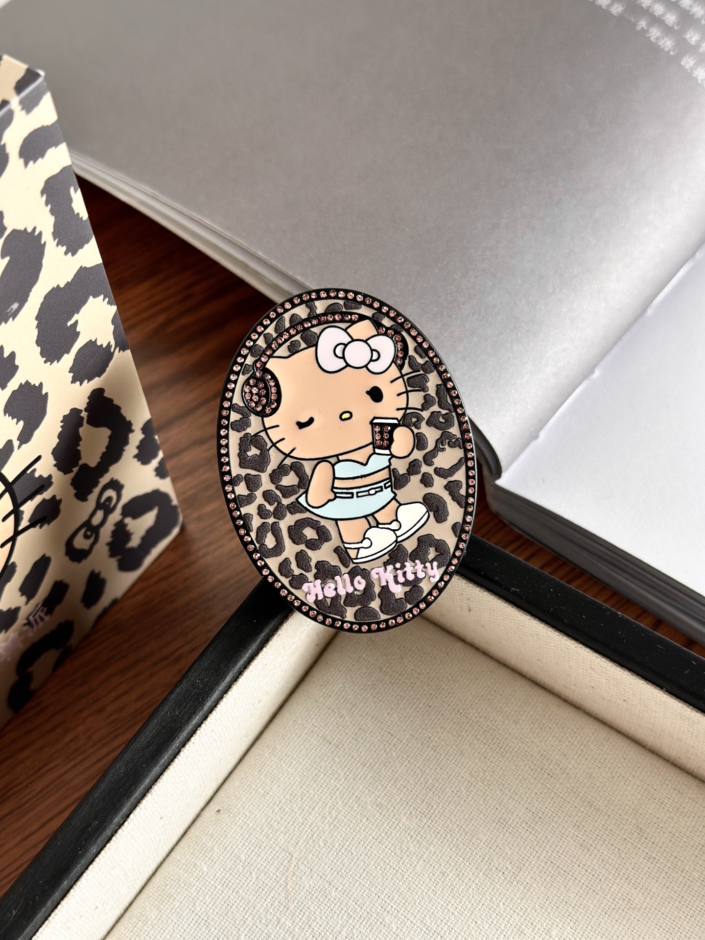 NO:811264,Millennium Leopard Print;, Car Fragrance. Home Fragrance. Candles19860909千禧豹纹；,车载香薰.居家香氛.蜡烛,accessory