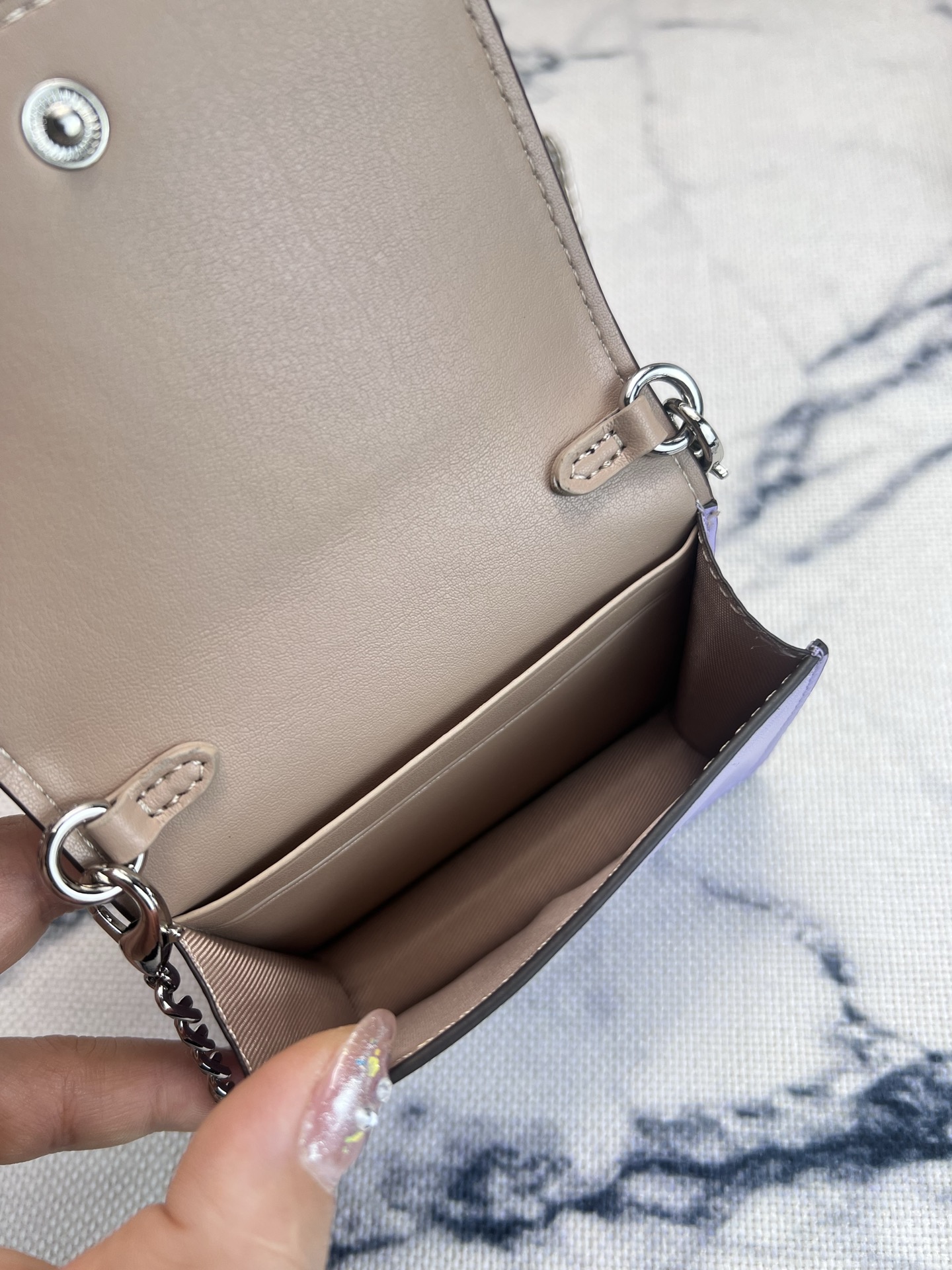 Coach COACH蔻驰 CAL70花卉印花短款斜挎钱包零钱包 按扣开合折叠每一款都正中老阿姨的少女心