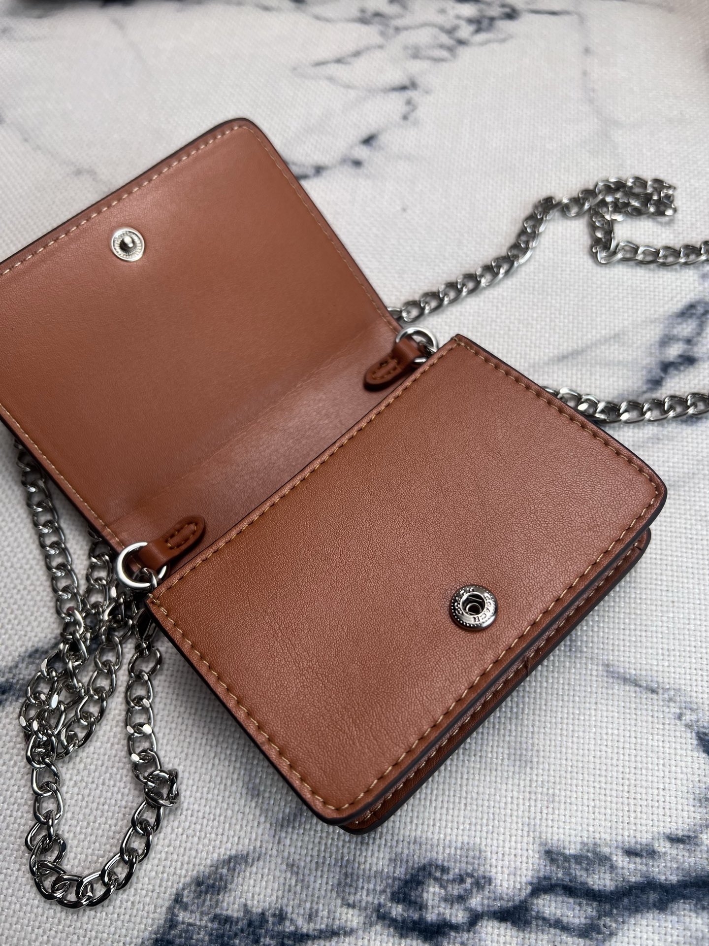 Coach COACH蔻驰 CK391彩虹 按扣开合折叠每一款都正中老阿姨的少女心 不会夸张的包包