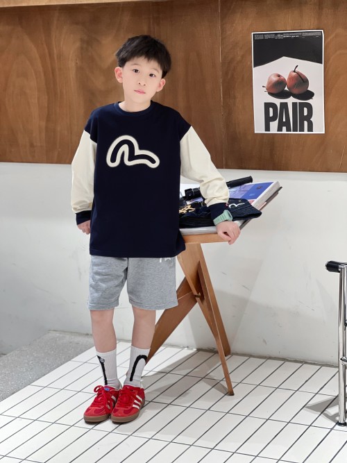 Evisu Kids' Color Block Long Sleeve T-Shirt - Vintage Style, Navy/Cream 1 Evisu Kids’ Color Block Long Sleeve T-Shirt – Vintage Style, Navy/Cream
