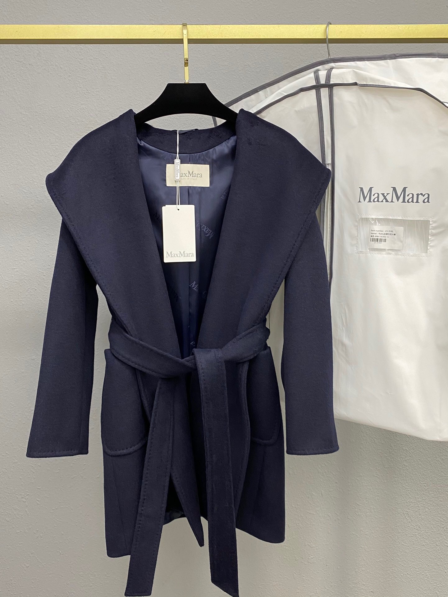 NO:637408,Exclusive first release of high-end original order quality!  Maxma* new autumn and winter style hooded lining jacquard M logo water ripple wool strap mid-length coat with dust bag SML, Maxma La-clothing, hats, alexander wang19860909独家首发高端原单品质！ Maxma* 秋冬新款 连帽内里布提花M logo 水波纹毛呢绑带中长款大衣 有配防尘袋 SML,麦丝玛拉-服装,hats,alexander wang,Women's clothing