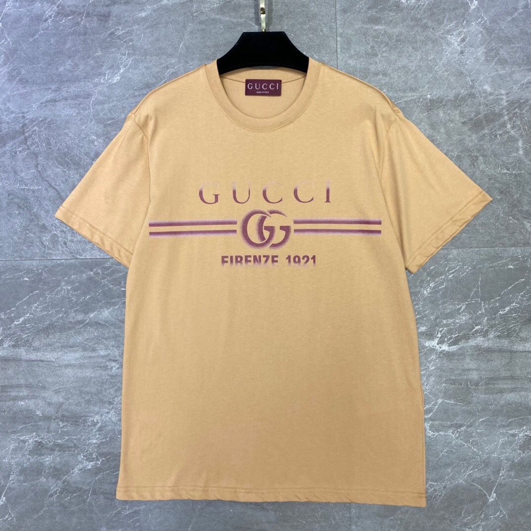 独家首发高端原单品质GU*CI24新款印花胸前渐变色双Glogo字母T恤短袖印花帅气又时髦的调调！进口纯