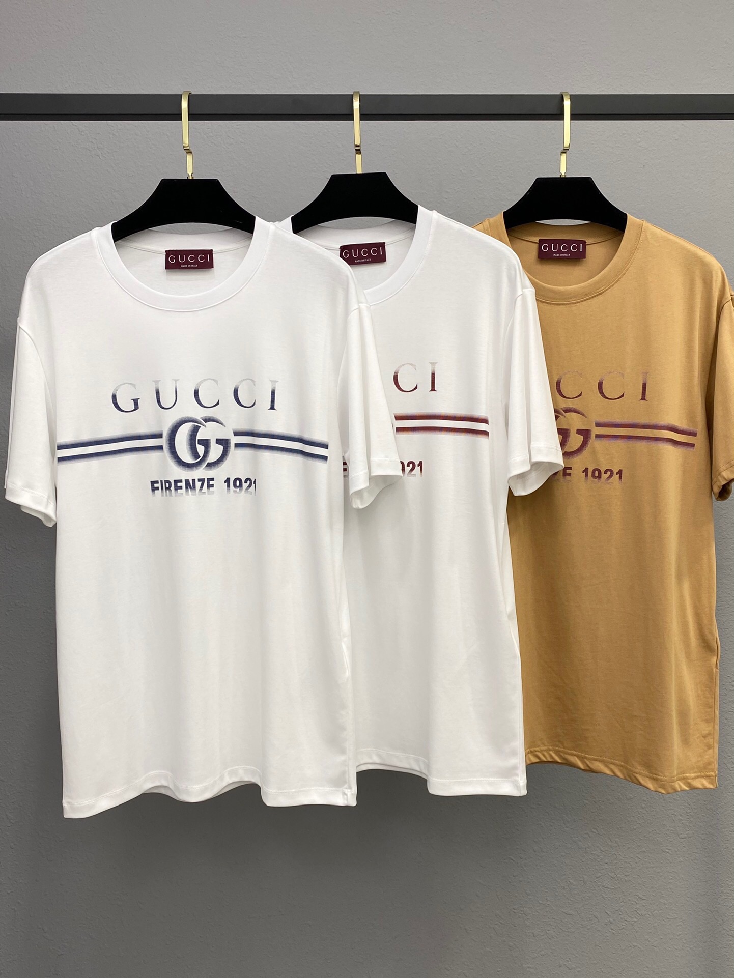 独家首发高端原单品质GU*CI24新款印花胸前渐变色双Glogo字母T恤短袖印花帅气又时髦的调调！进口纯