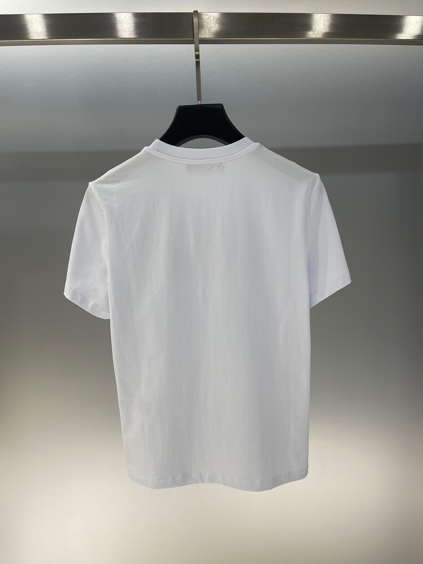 独家首发高端原单品质DOLCE&GAB*ANA24/新款印花胸前logo字母花短袖修身T恤优雅性感设计泛
