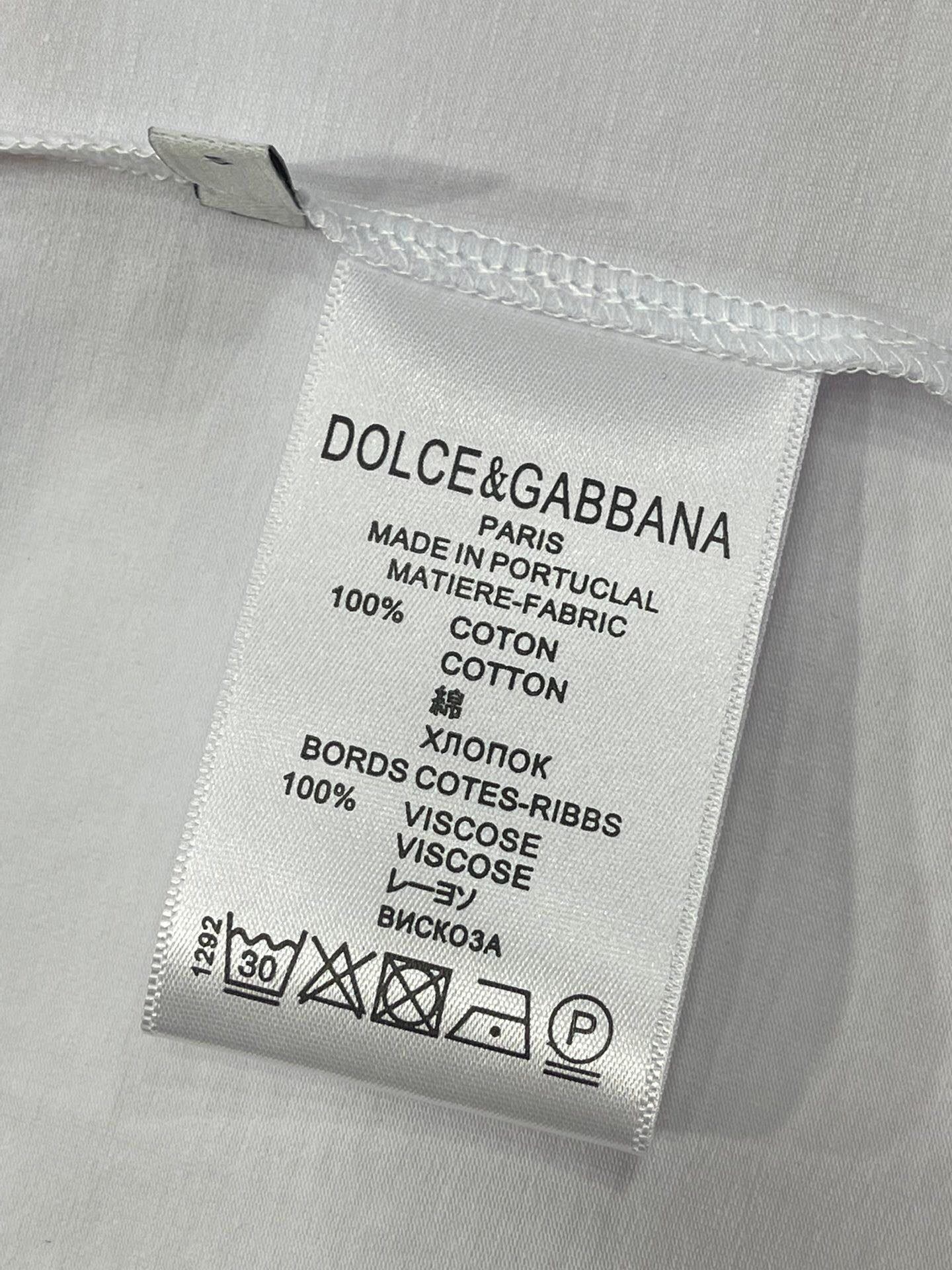 独家首发高端原单品质DOLCE&GAB*ANA24/新款印花胸前logo字母花短袖修身T恤优雅性感设计泛