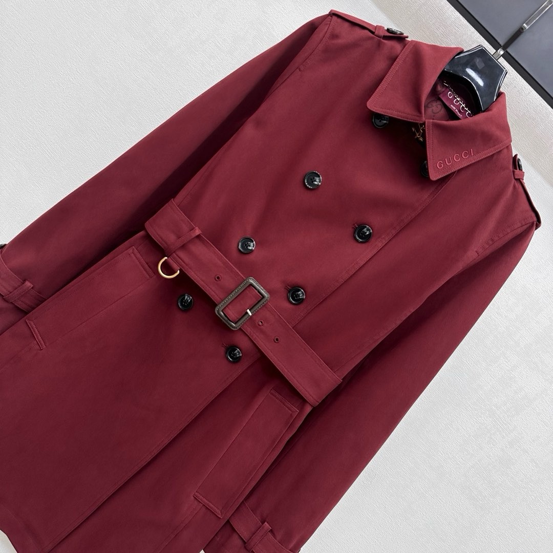 “Stylish Gucci Single-Rate Female Suit with Angolan Red Collar Coat” - 图片 2
