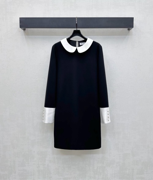 MaxMara Hepburn Style Black & White Color Block Dress 1 MaxMara Hepburn Style Black & White Color Block Dress