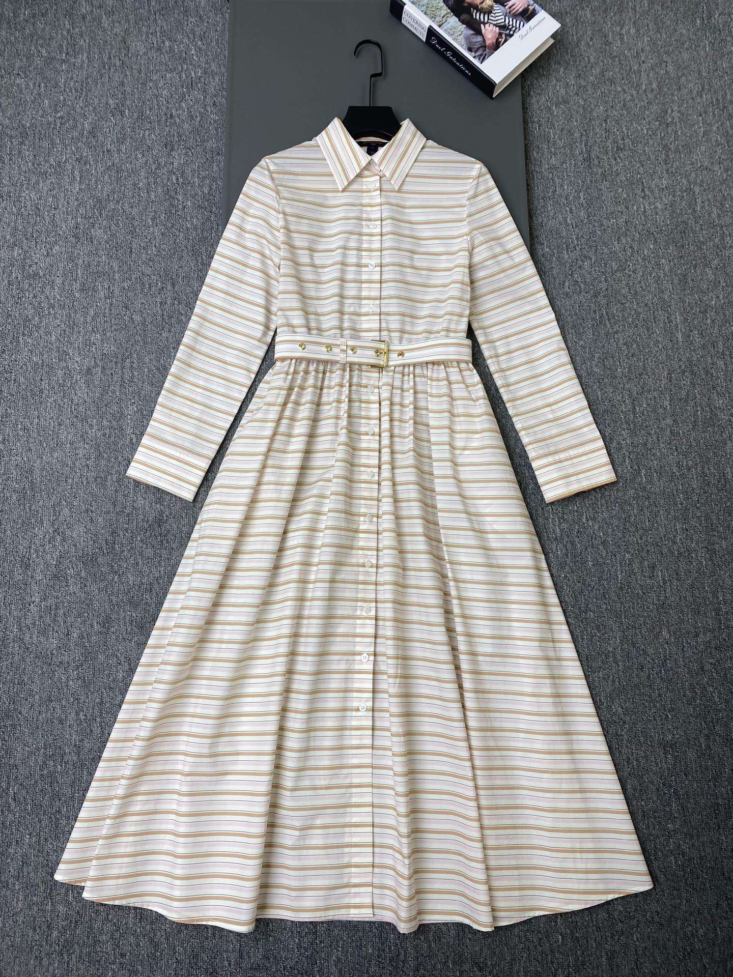 NO:943617,Exclusive first release of original quality Louis Vuit*on 26/new striped long-sleeved dress!  The light-toned pinstripes are gentle and age-reducing, and the long skirt with a large umbrella hem has a drapey feel that makes it full of wind and atmosphere when walking ~ SML, Louis Vuitton-clothing, louis vuitton, louis vuitton, skirts,19860909独家首发原单品质 Louis Vuit*on 26/新款条纹长袖连衣裙！浅调细条纹温柔又减龄、大伞摆长裙垂坠感拉满走路带风超有氛围感～SML,路易威登-服装,louis vuitton,louis vuitton,skirts,,Women's clothing