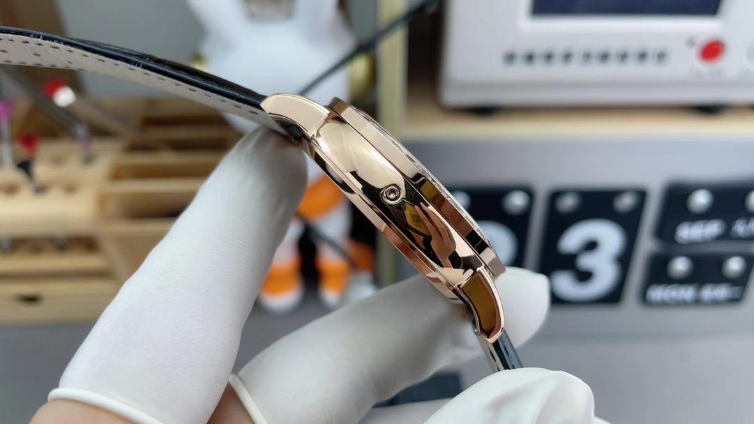百达翡丽 Patek Philippe 高级成衣风衣外套及大衣服饰 #DC2B65E4 7