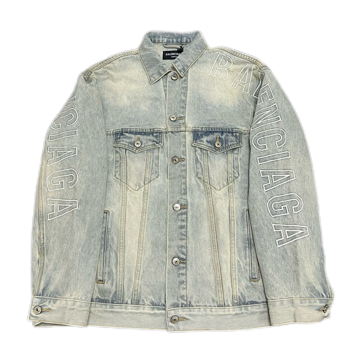 NO:120842,S-M-L, same style for men and women, on sale in stock, self-pick up the next day BLCG | Classic nostalgic light-colored letter embroidery jacket Full code return Men's full clothes are made of fixed woven heavy denim fabric independent hardware molded garments Heavy industry light-colored nostalgic embroidered letter craftsmanship is very classic using washing denim fabrics and multiple craftsmanship to create a full sense of luxury, classic and durable! Casual loose style is lazy and casual YB auxiliary materials, fine workmanship, jackets & coats, alexander wang19860909码数S-M-L 男女同款 现货发售 自取隔天 BLCG｜经典怀旧浅色字母刺绣外套 全码回货啦 男全衣采用定织重磅牛仔面料独立五金开模成衣 重工浅色怀旧水洗后刺绣字母工艺非常经典采用水洗牛仔面料经过多重工艺打造满满的高级感尽显奢华经典耐穿!休闲宽松版型慵懒随意 YB辅料,做工精细,,jackets & coats,alexander wang,Men's clothing