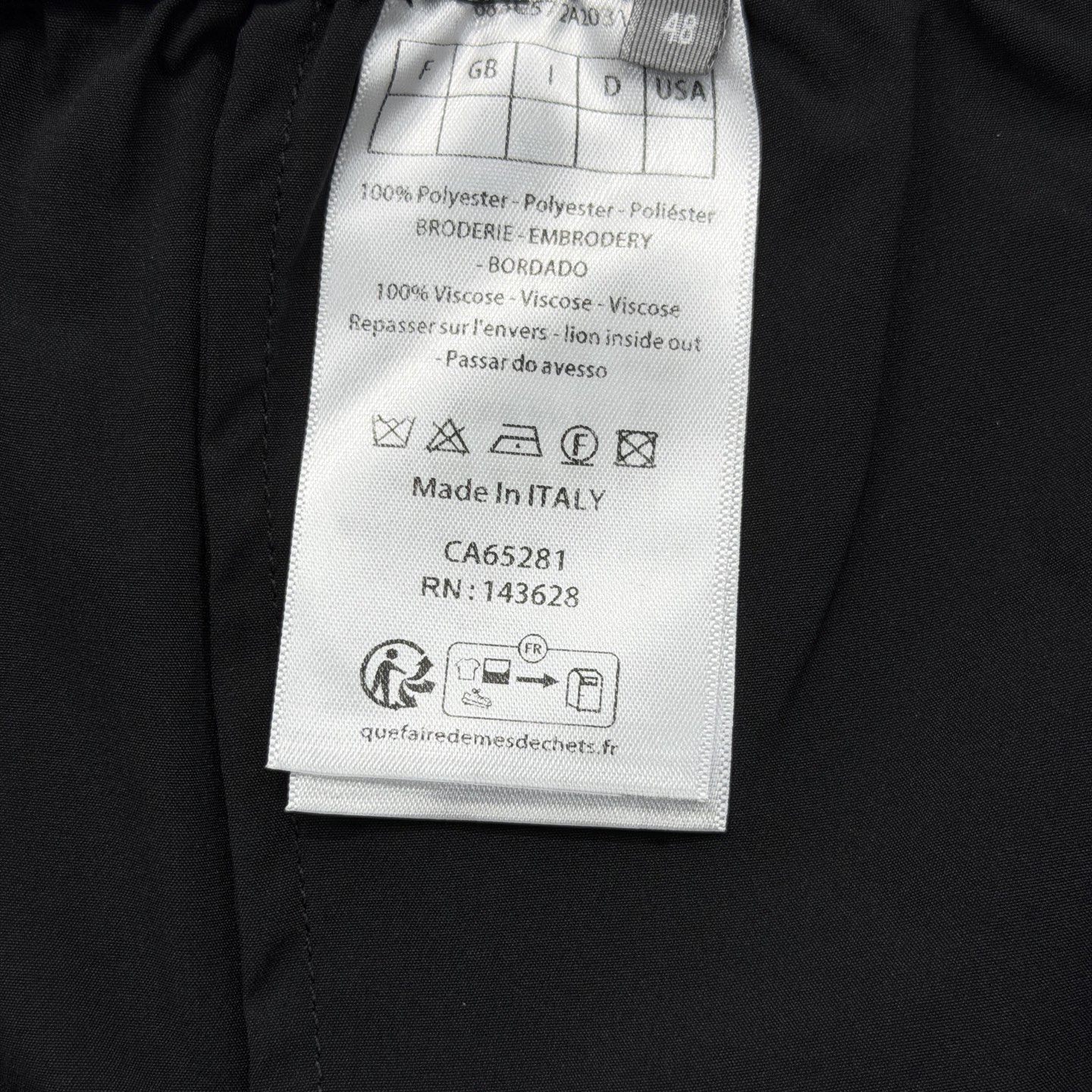 디올 사이드 자수 레터링 남성 반바지 상세 이미지 9