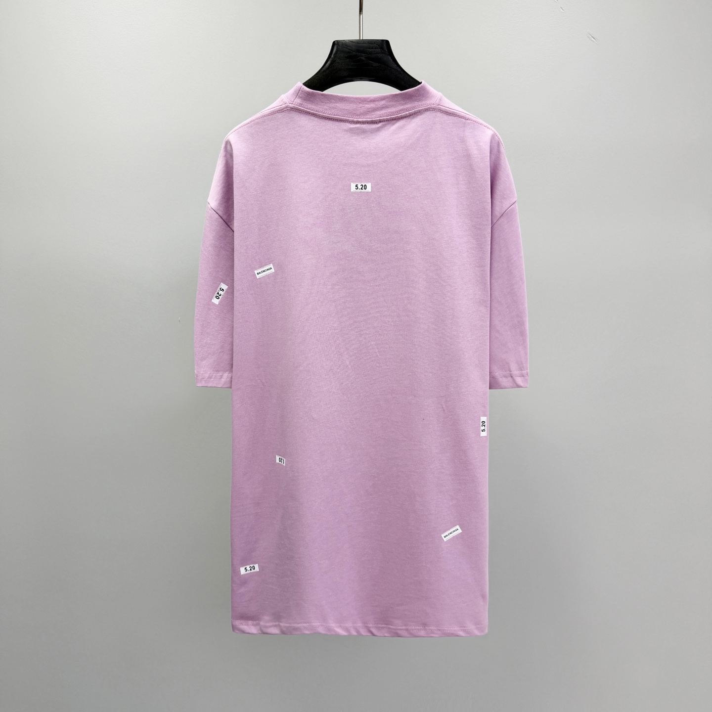 발렌시아가 520 스티커 아트워크 남성 반팔 티셔츠 113989 이미지 2