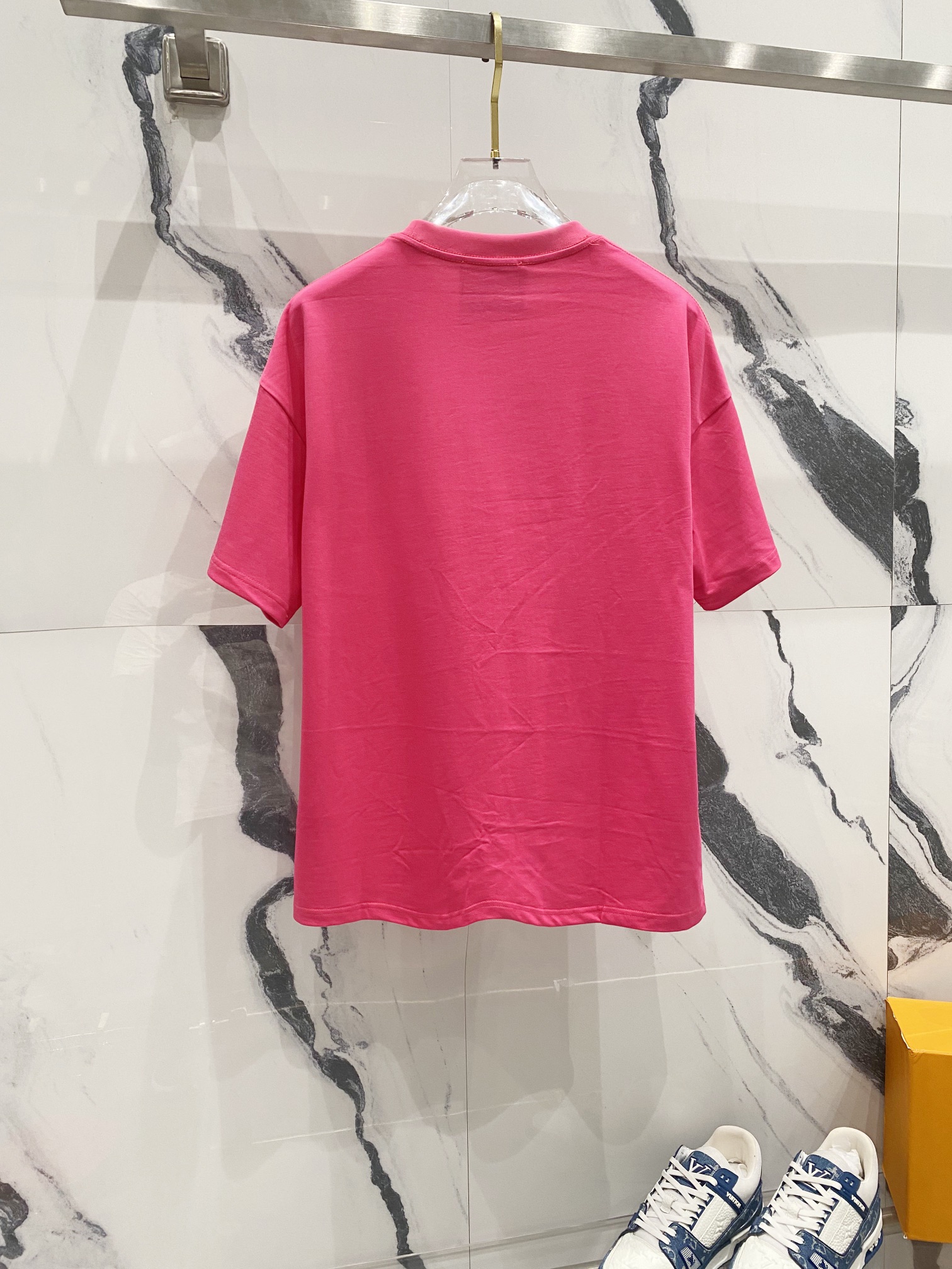 High-Quality OSCHINO Moscino Short Sleeve T-shirt with Bear Logo Stamp - 图片 2