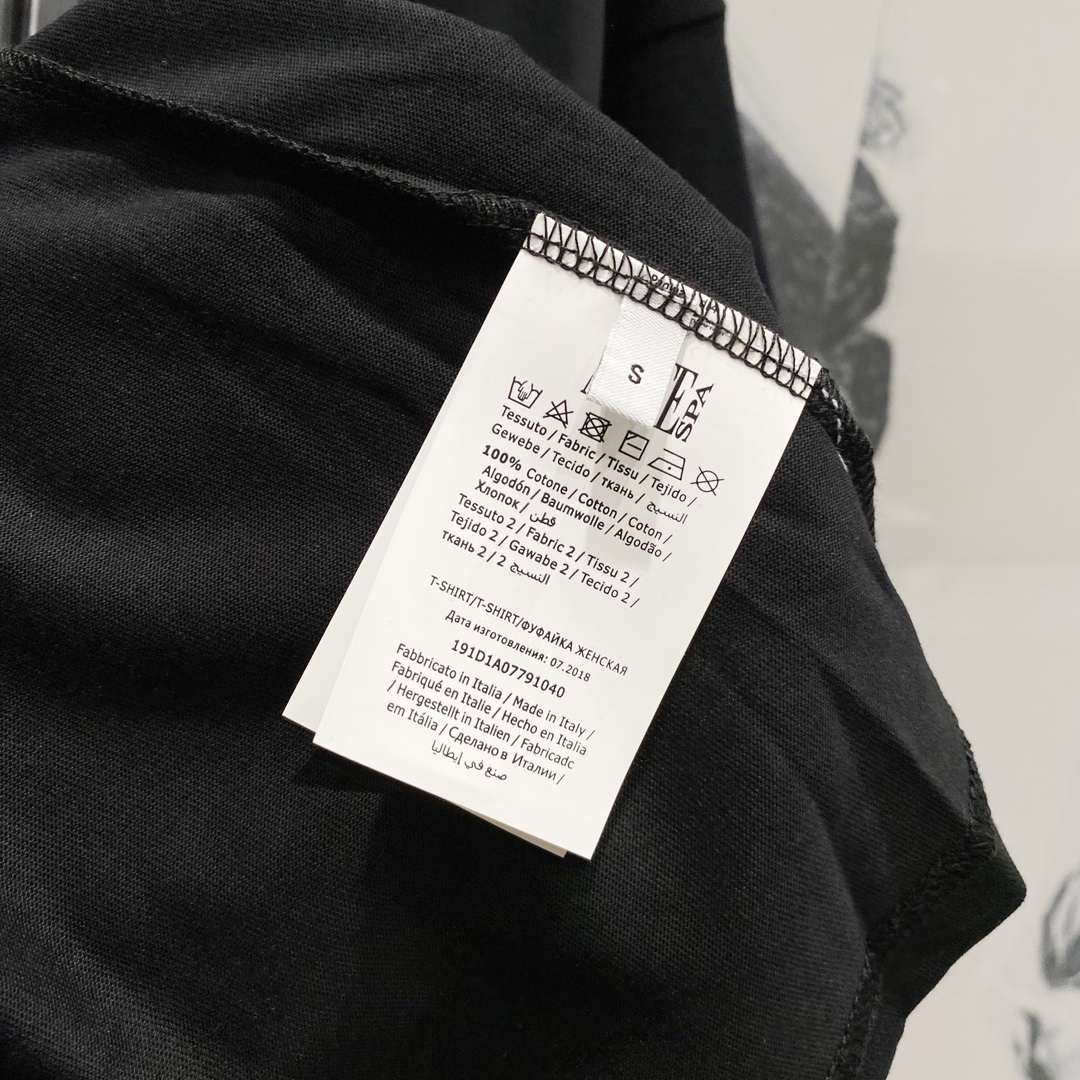 High-Quality Moschino Grey Bear T-Shirt in 260g Fabric with Fashion Personality - 图片 9